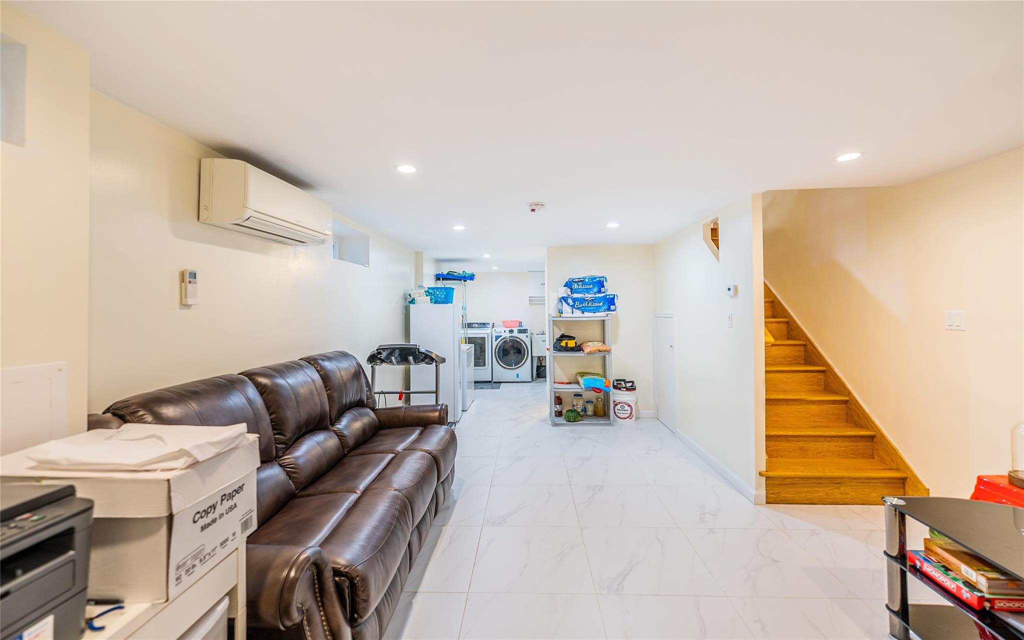 19934 34th Avenue, Flushing, NY 11358