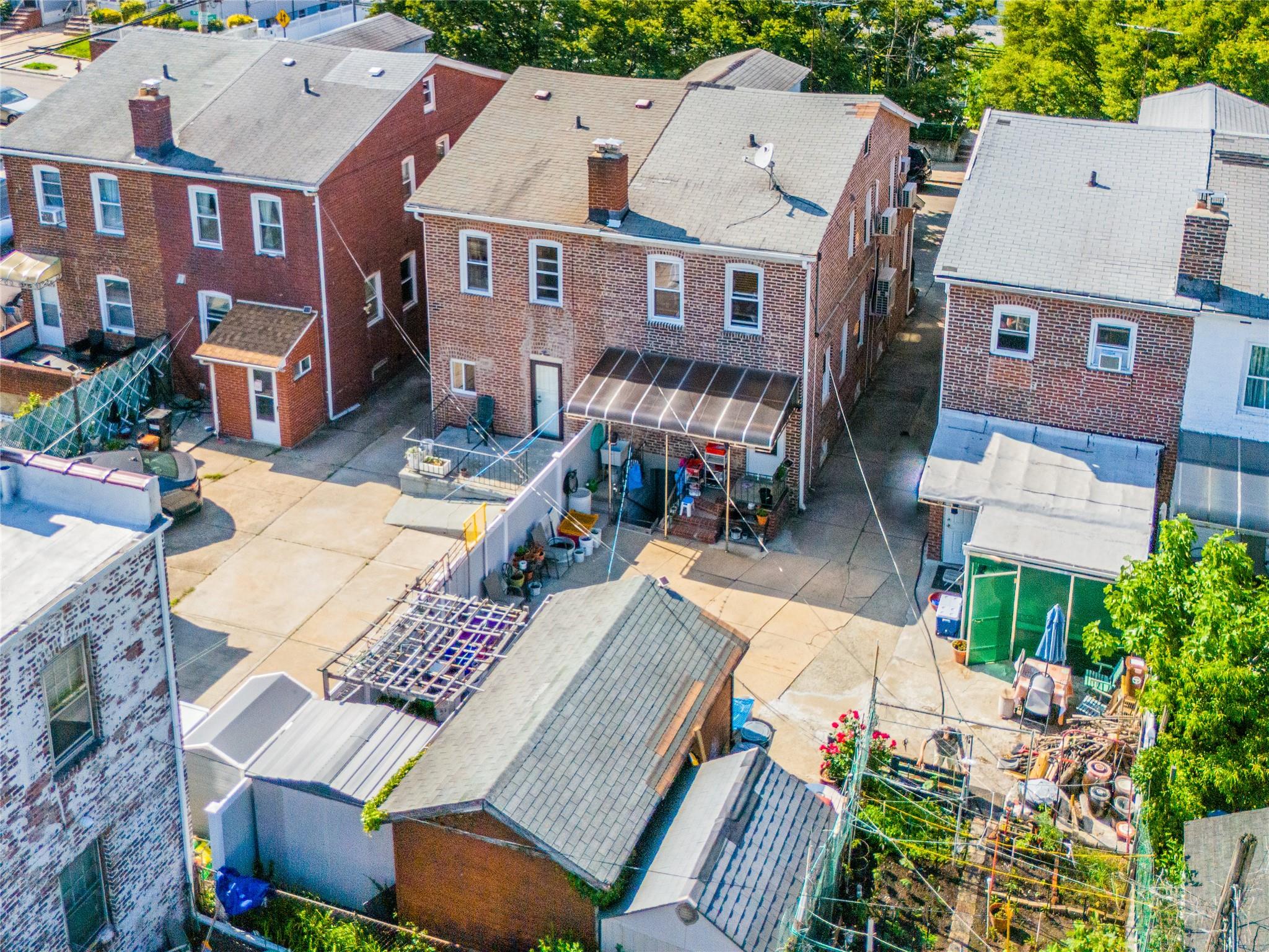 19934 34th Avenue, Flushing, NY 11358