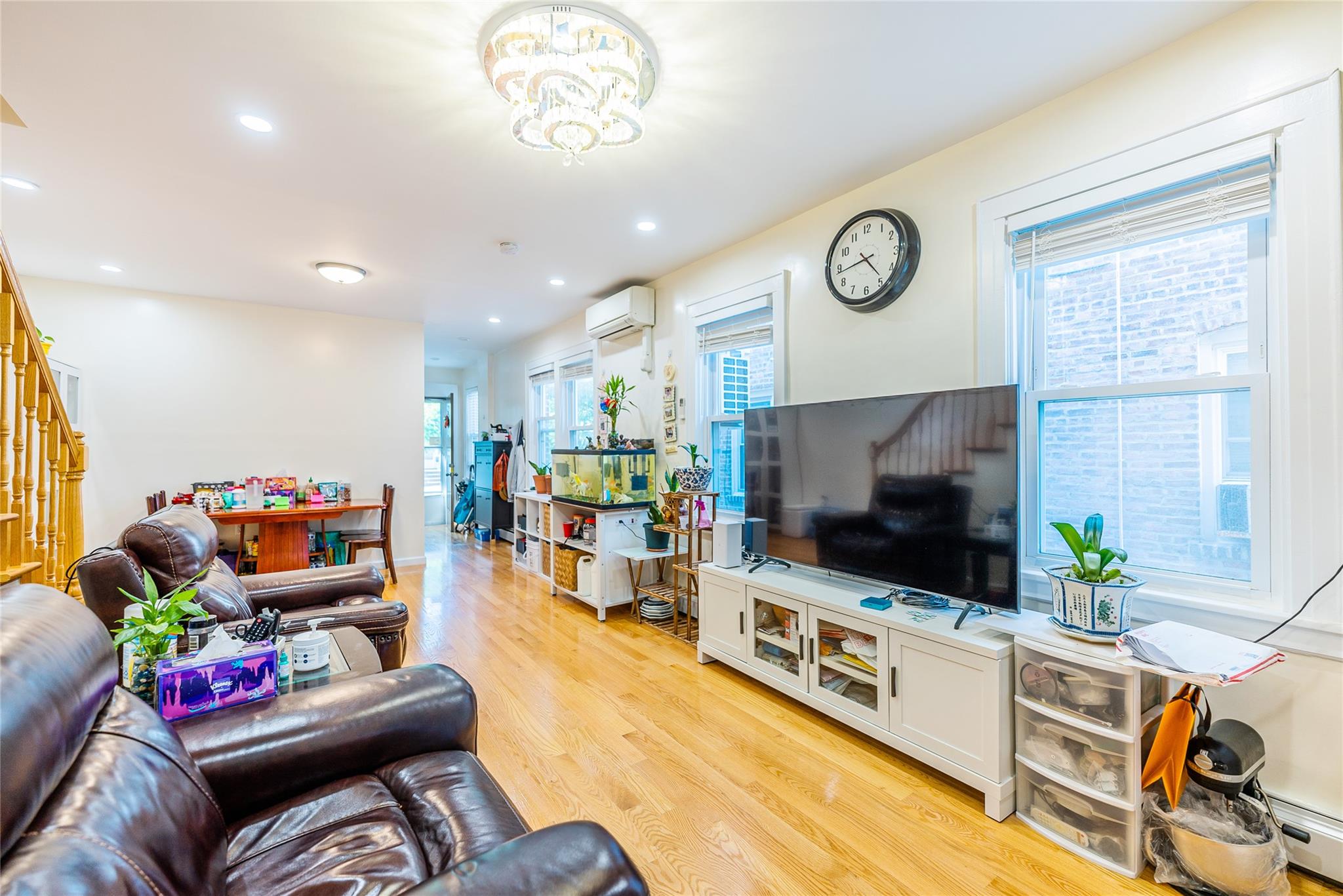 19934 34th Avenue, Flushing, NY 11358