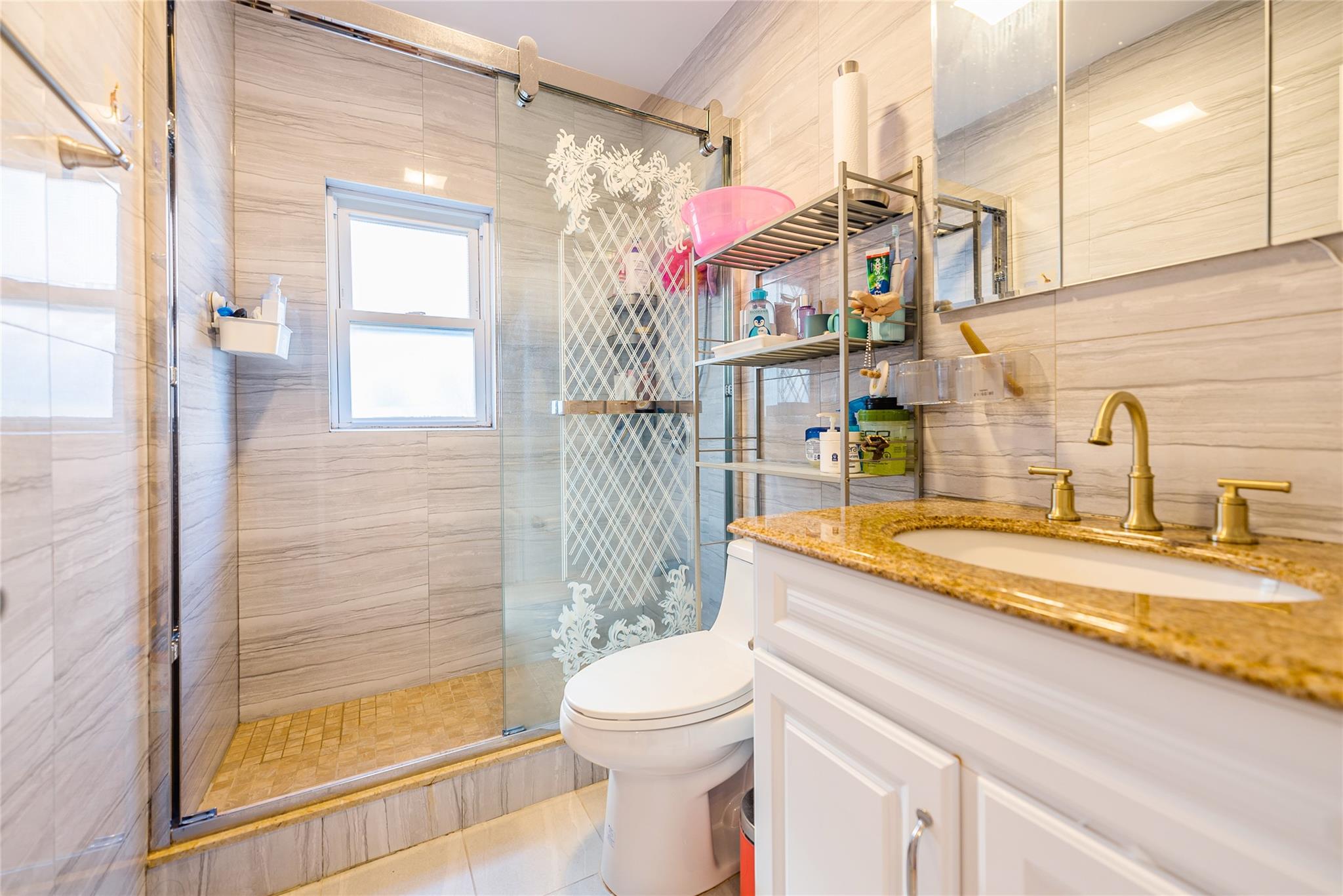 19934 34th Avenue, Flushing, NY 11358