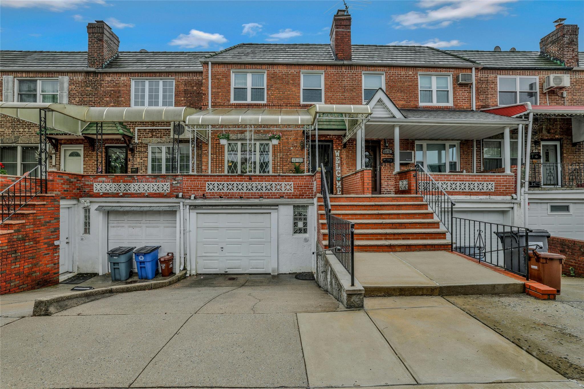 60-28 77 Place, Middle Village, NY 11379