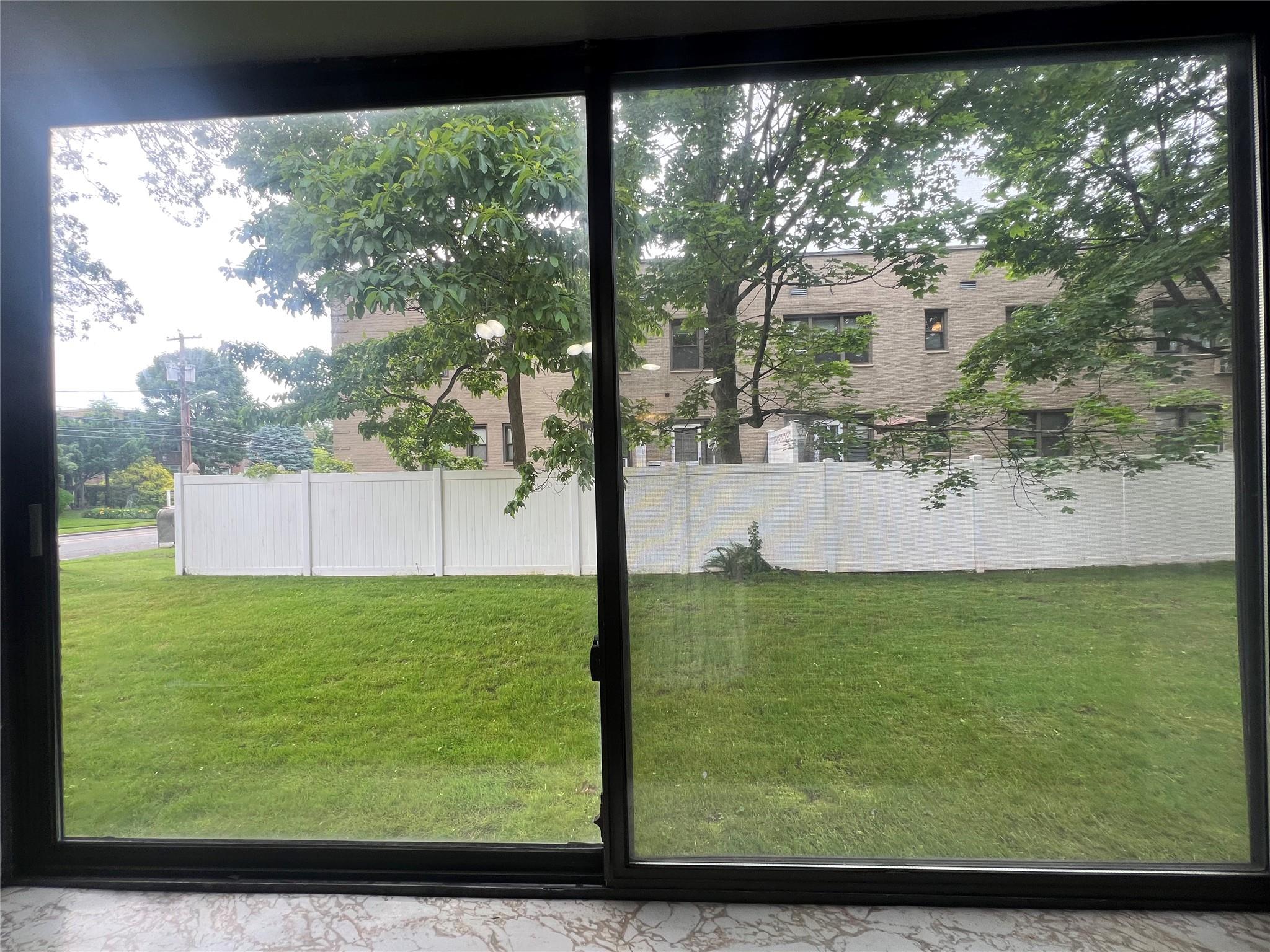 530 Hudson Avenue # A4, Cedarhurst, NY 11516