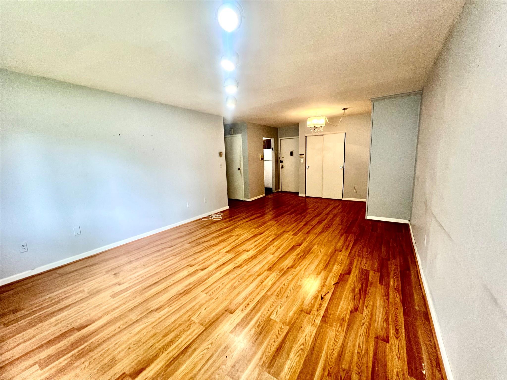 530 Hudson Avenue # A4, Cedarhurst, NY 11516