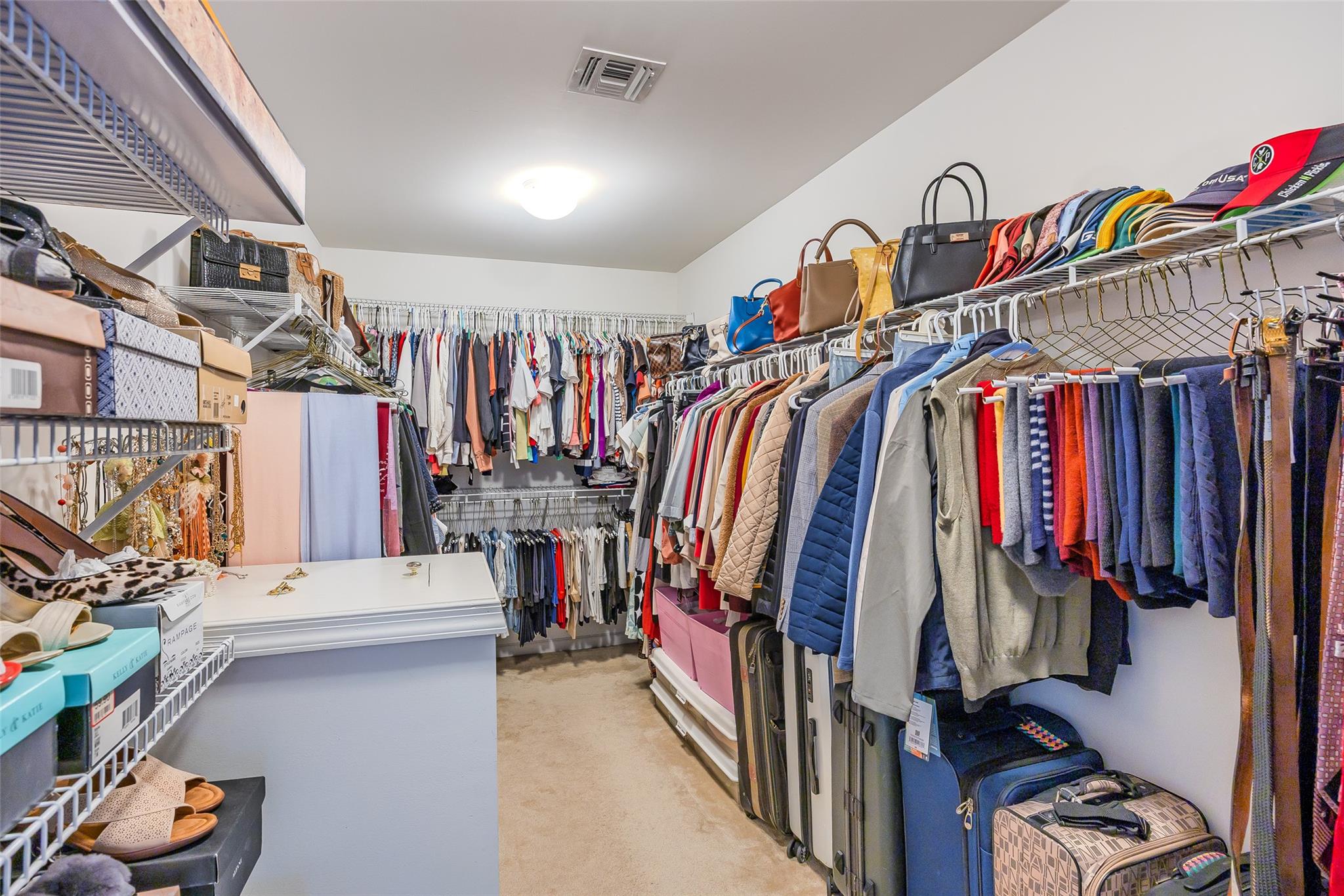 9 Avolet Court, Mount Sinai, NY 11766