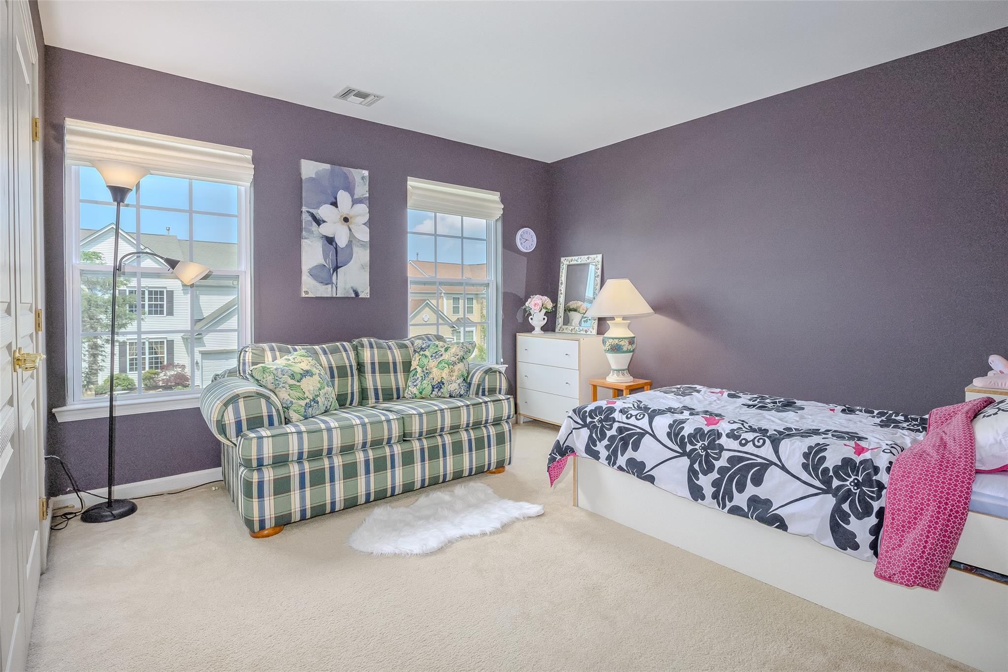 9 Avolet Court, Mount Sinai, NY 11766