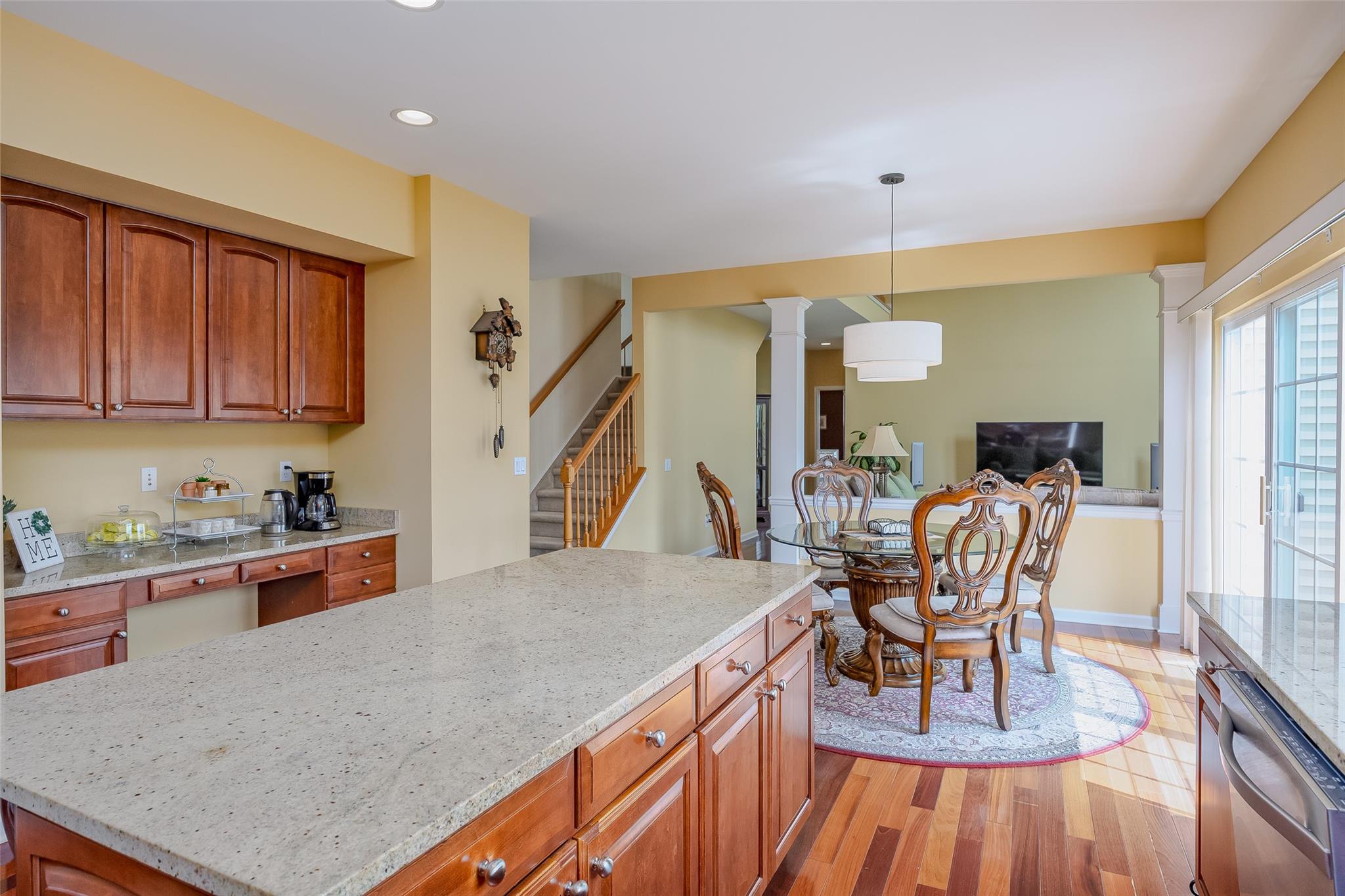 9 Avolet Court, Mount Sinai, NY 11766