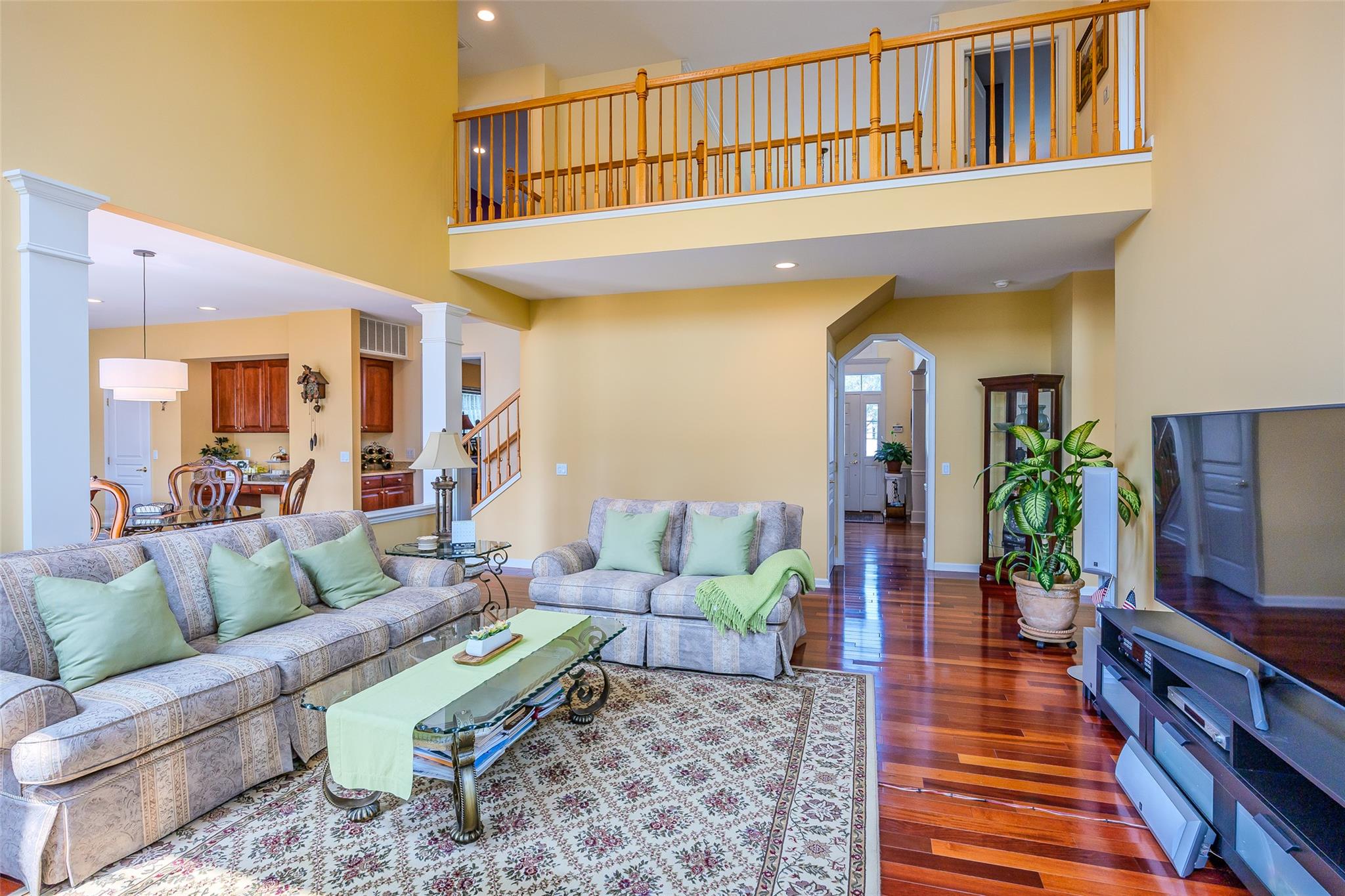 9 Avolet Court, Mount Sinai, NY 11766