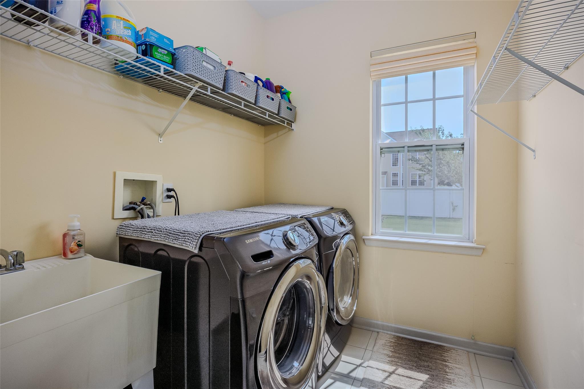 9 Avolet Court, Mount Sinai, NY 11766