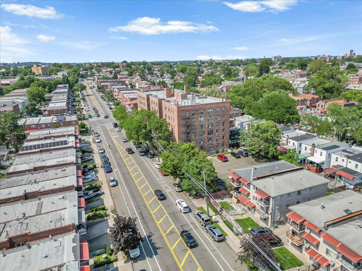 4352 Baychester Avenue, Bronx, NY 10466