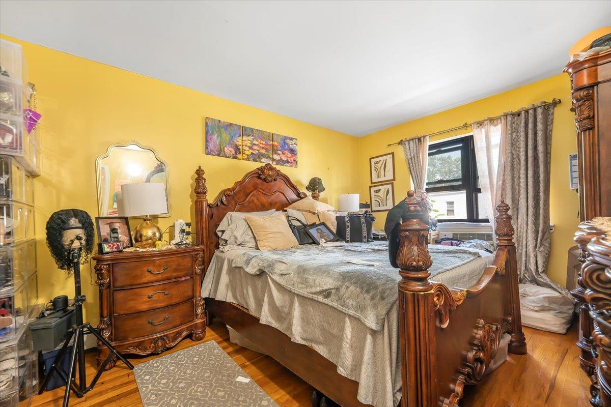 4352 Baychester Avenue, Bronx, NY 10466