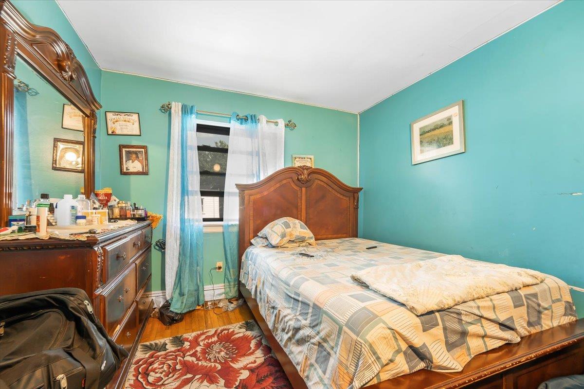 4352 Baychester Avenue, Bronx, NY 10466