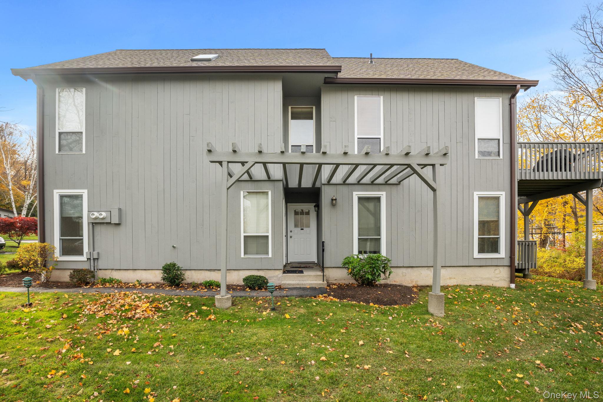 11 Woods Brooke Lane # 1, Yorktown Heights, NY 10598