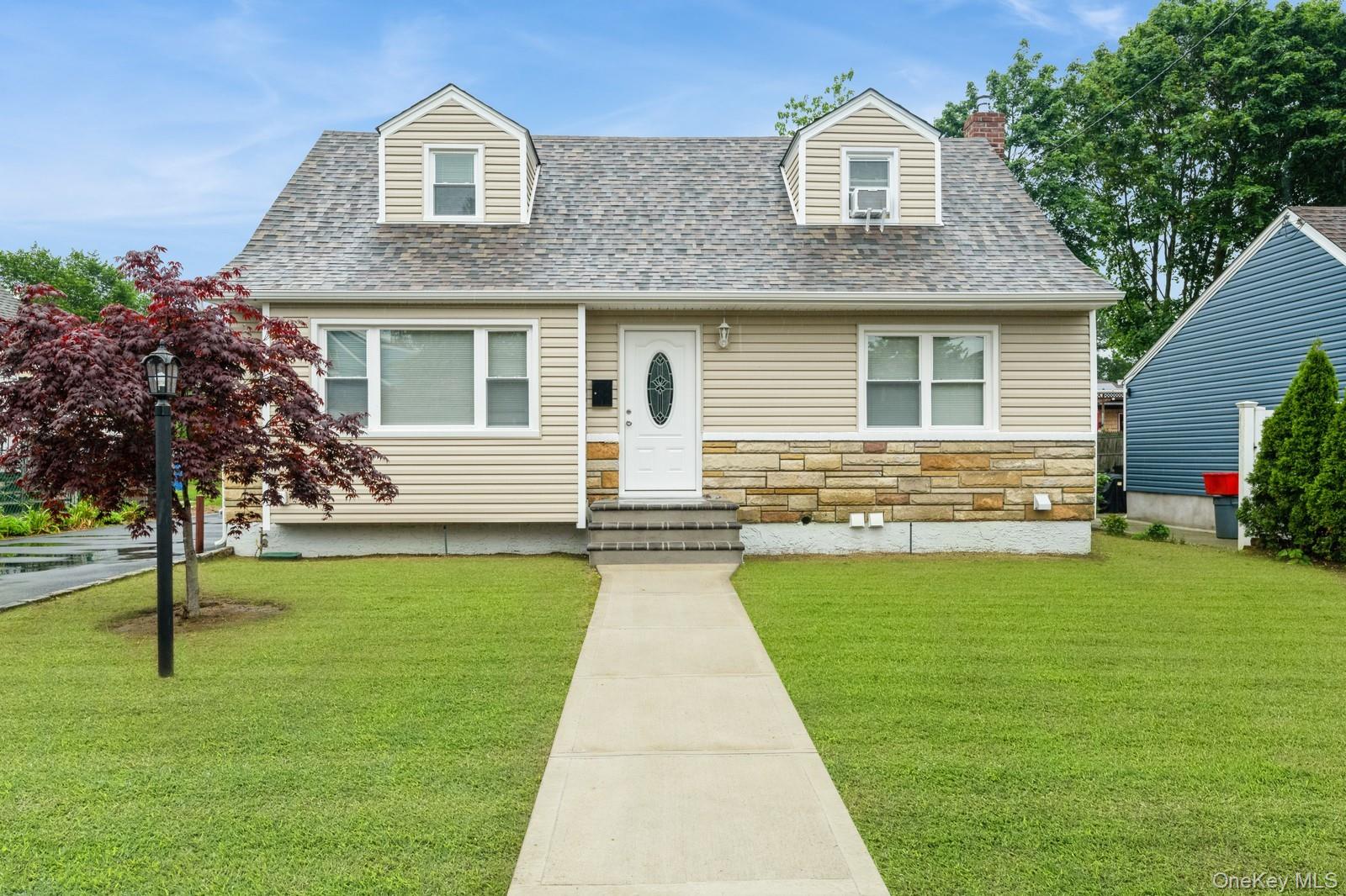 1086 Lehman Road, West Hempstead, NY 11552