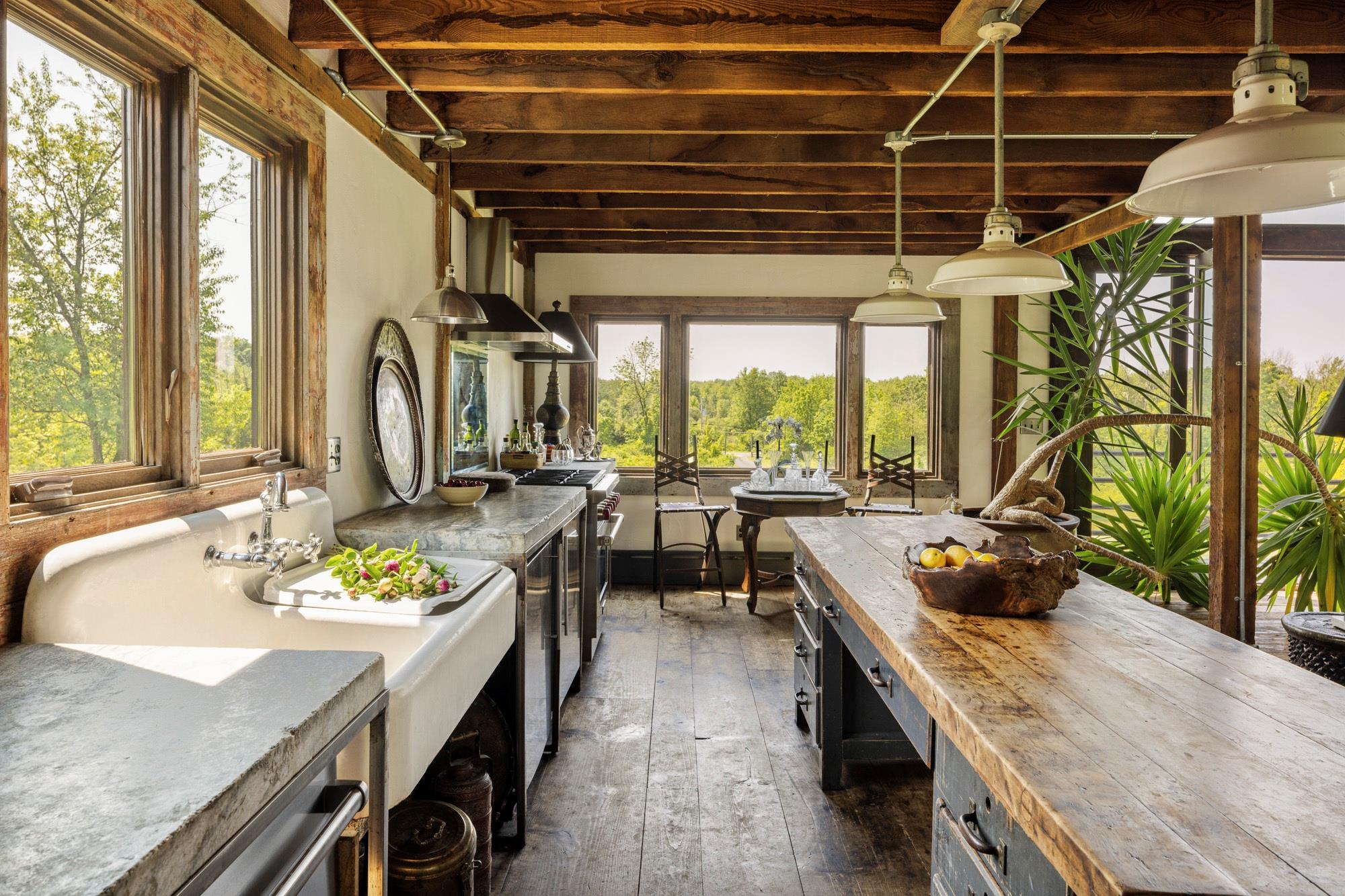 114 Best Lane, Germantown, NY 12526