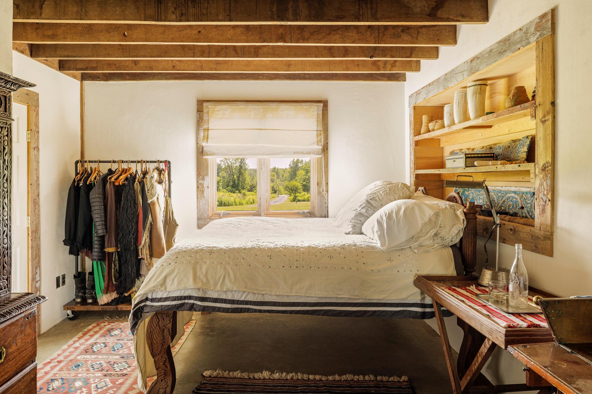 114 Best Lane, Germantown, NY 12526