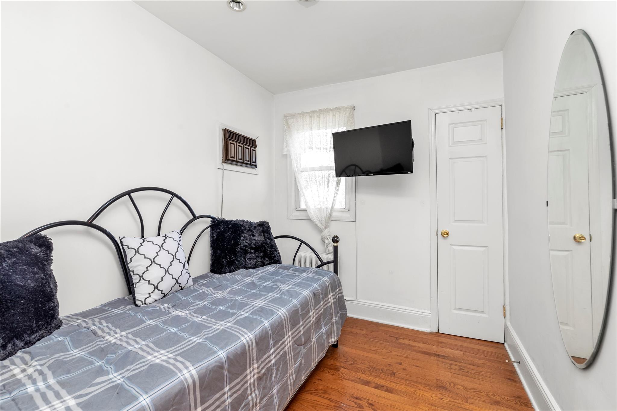 181 Oak Street, West Hempstead, NY 11552