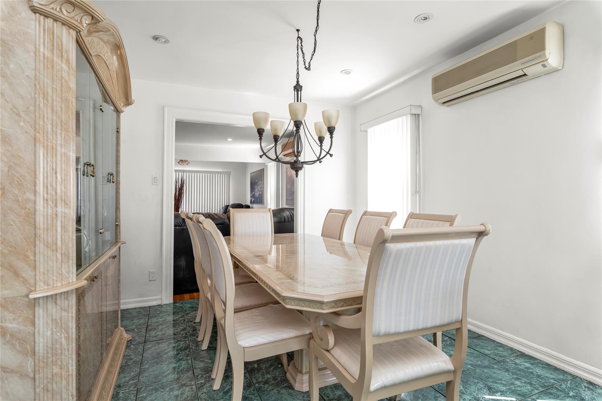 181 Oak Street, West Hempstead, NY 11552