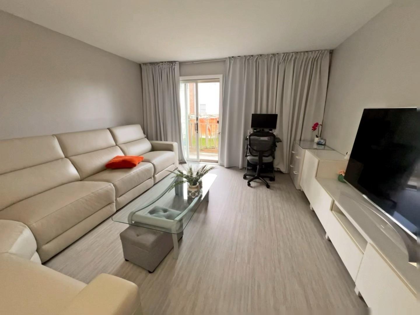 44 Cherry Lane, Carle Place, NY 11514