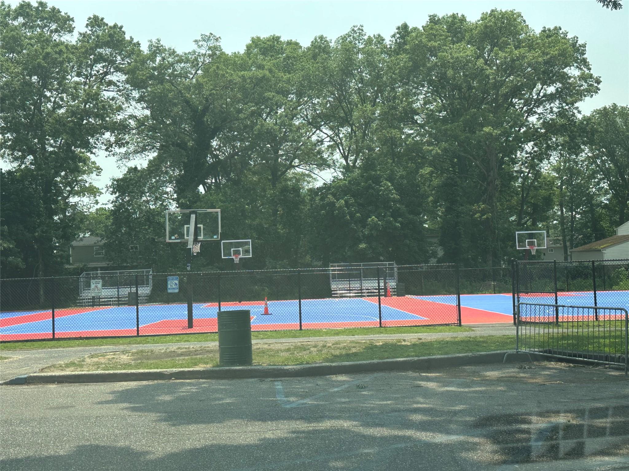 35 Bedford Street, Wyandanch, NY 11798