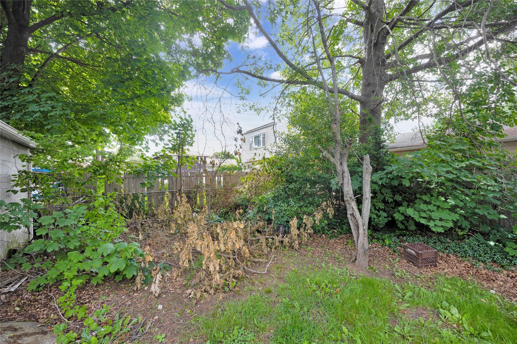 602 Leonard Avenue, Uniondale, NY 11553