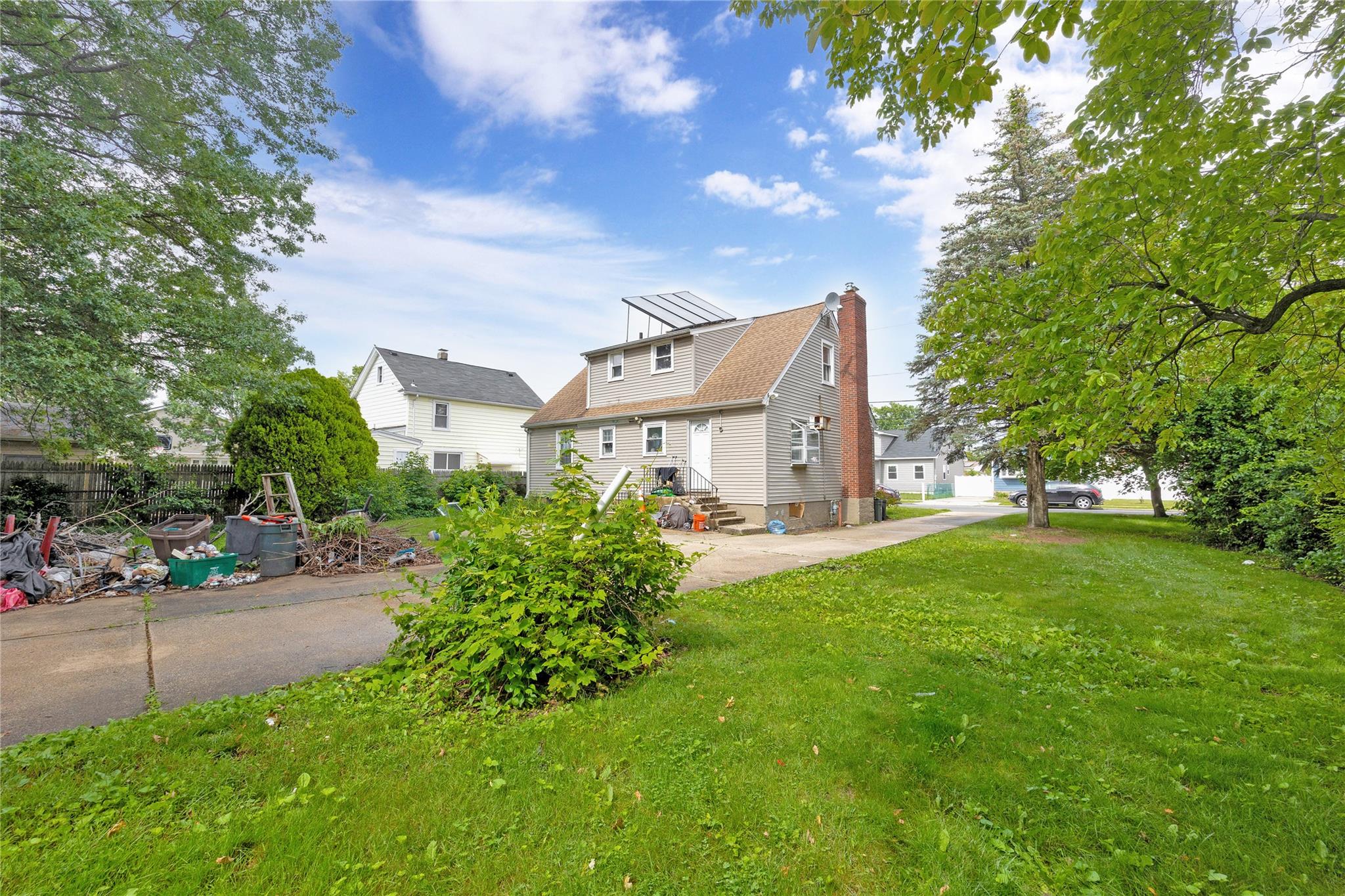 602 Leonard Avenue, Uniondale, NY 11553