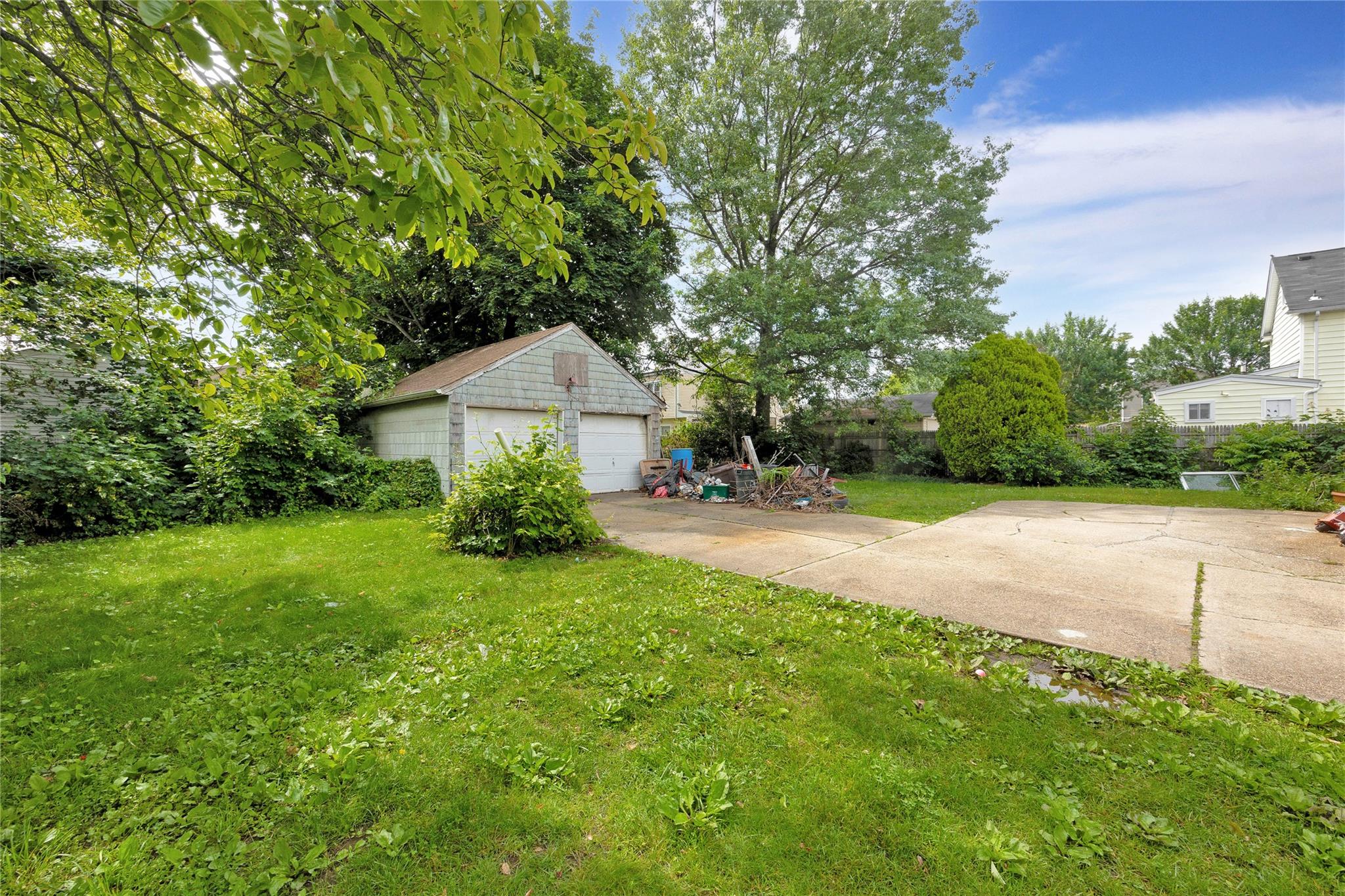 602 Leonard Avenue, Uniondale, NY 11553