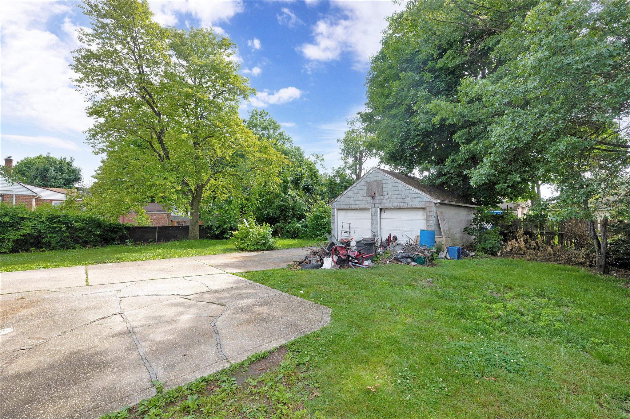 602 Leonard Avenue, Uniondale, NY 11553