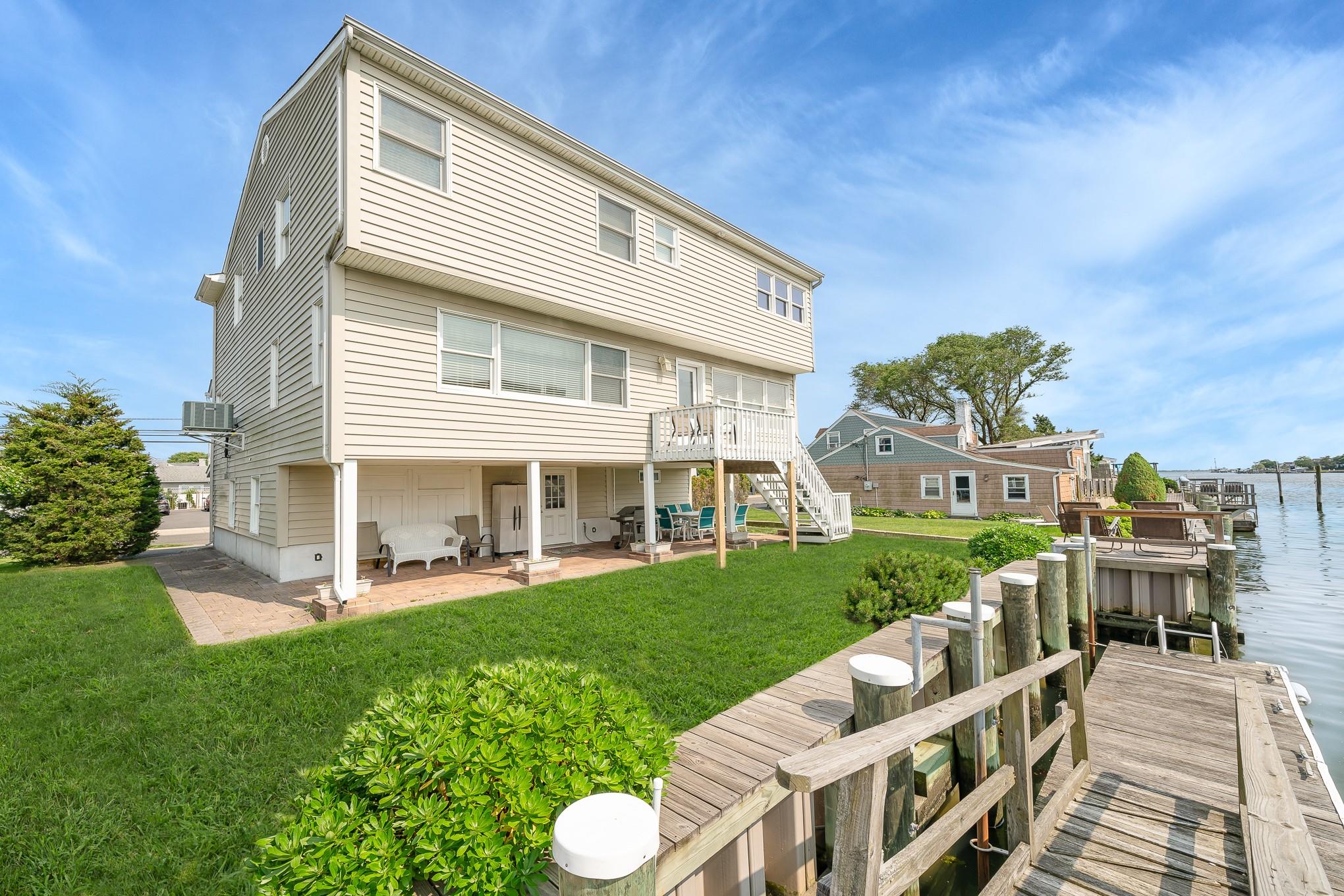 106 Irving Avenue, Freeport, NY 11520