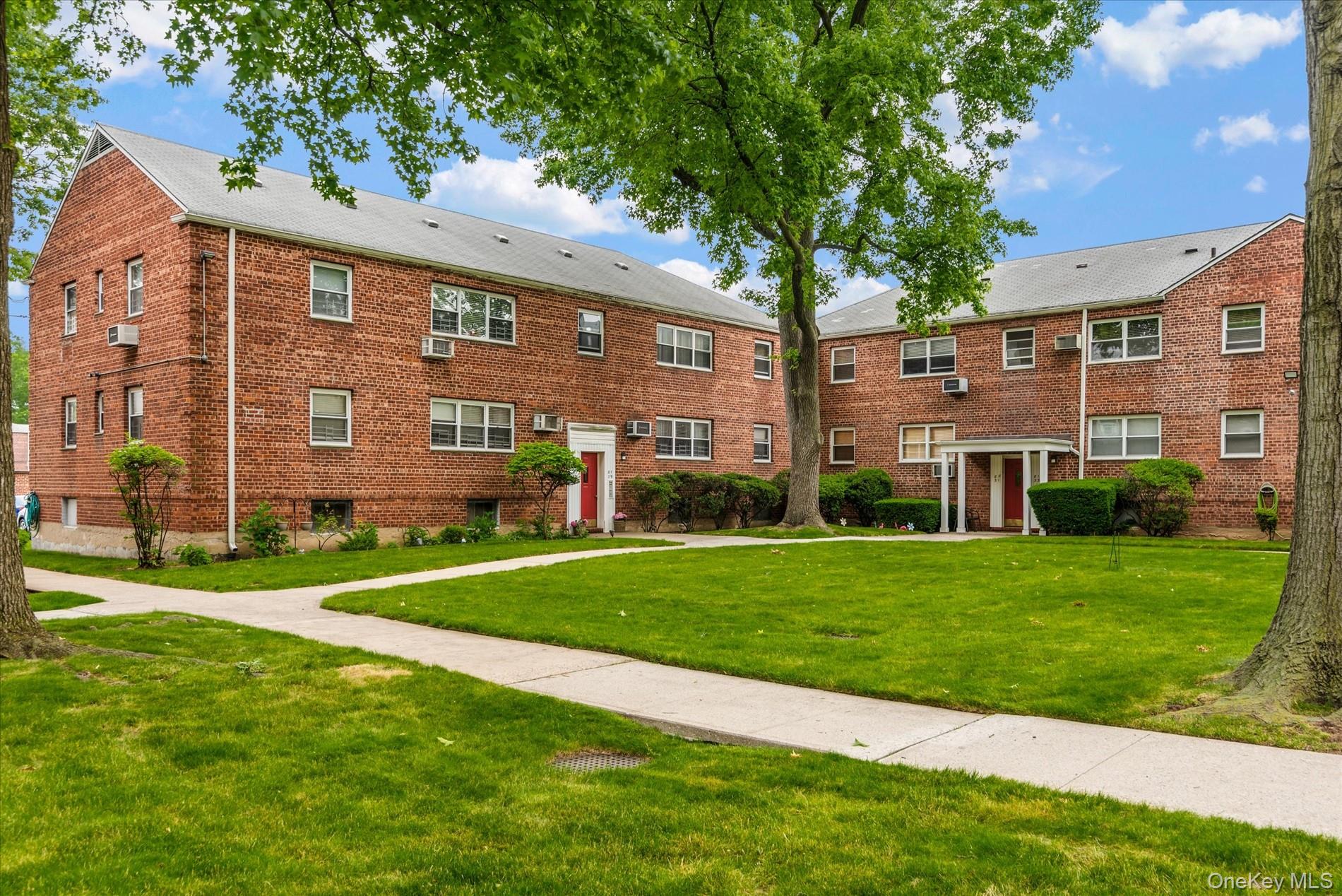 81-29 156Th Avenue # 4, Howard Beach, NY 11414