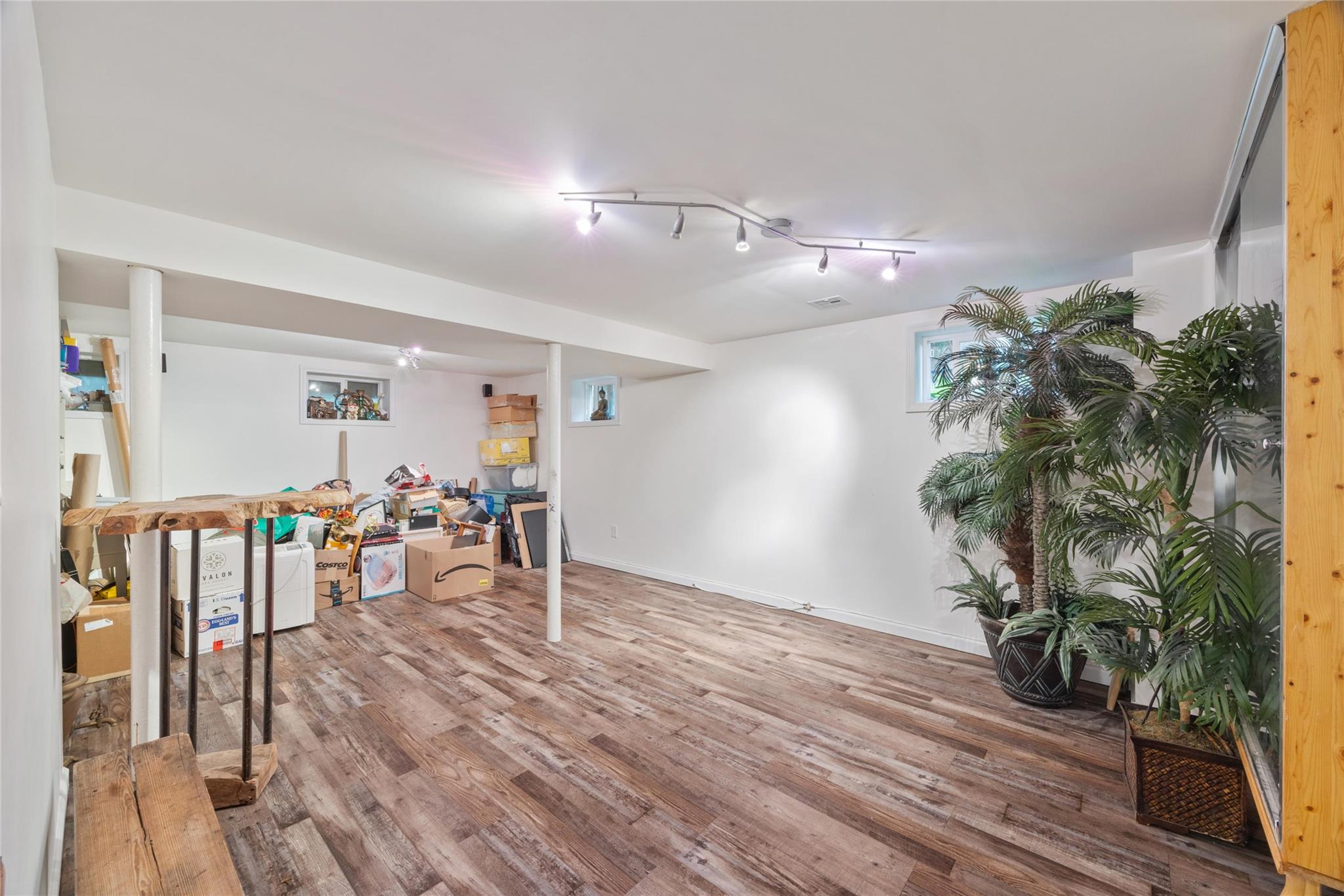 65 Netherwood Drive, Albertson, NY 11507