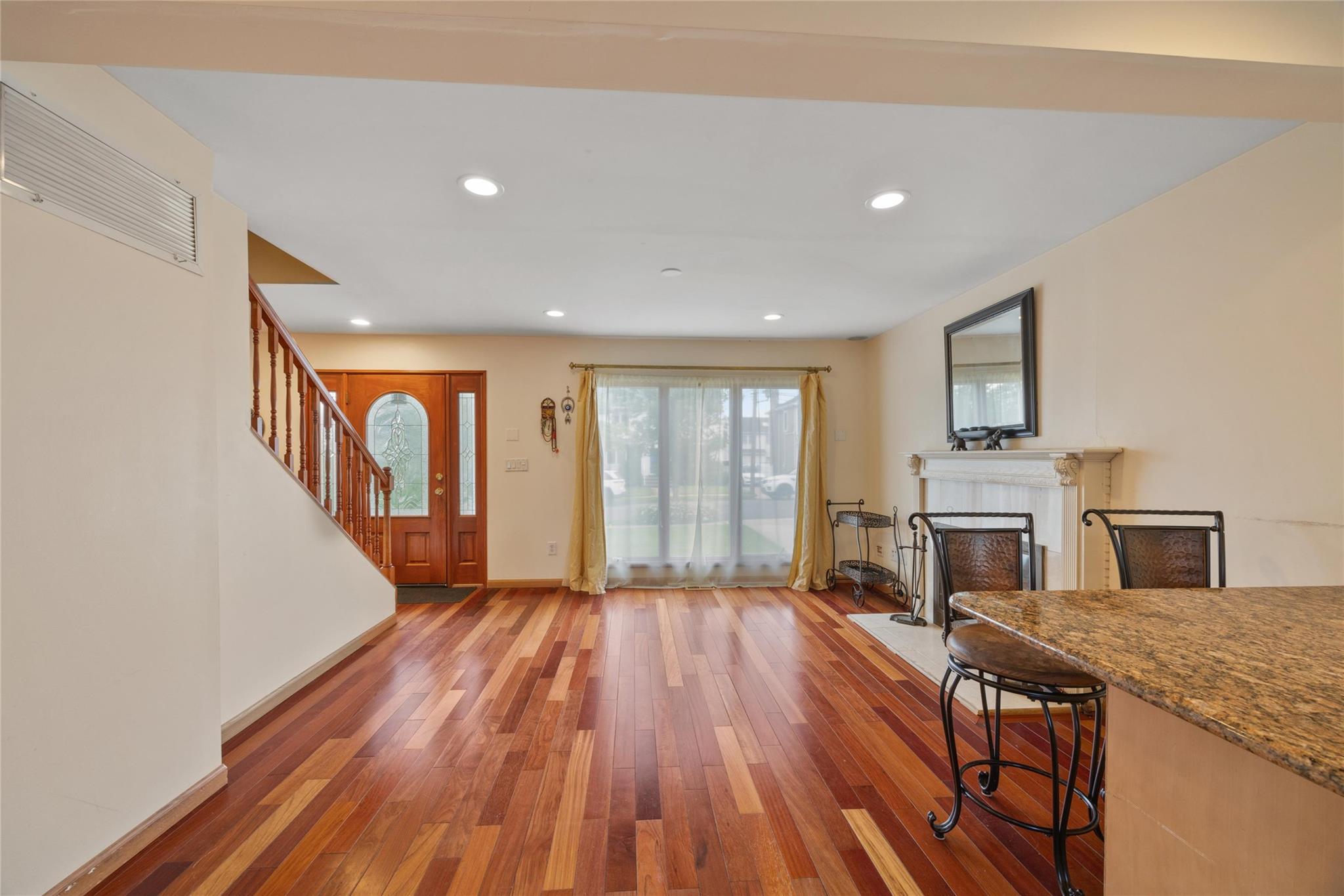 65 Netherwood Drive, Albertson, NY 11507