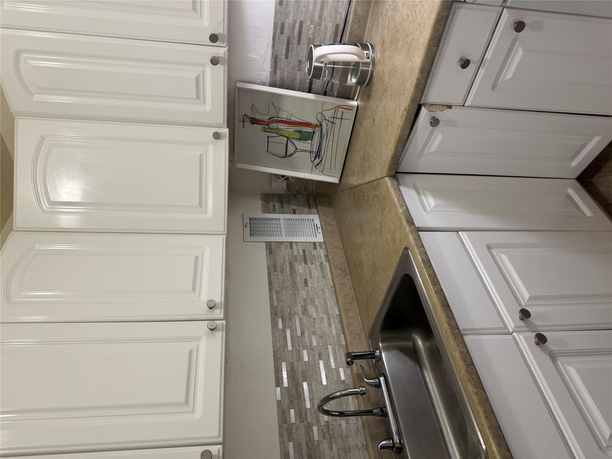 83-60 118th Street # 3E, Kew Gardens, NY 11415