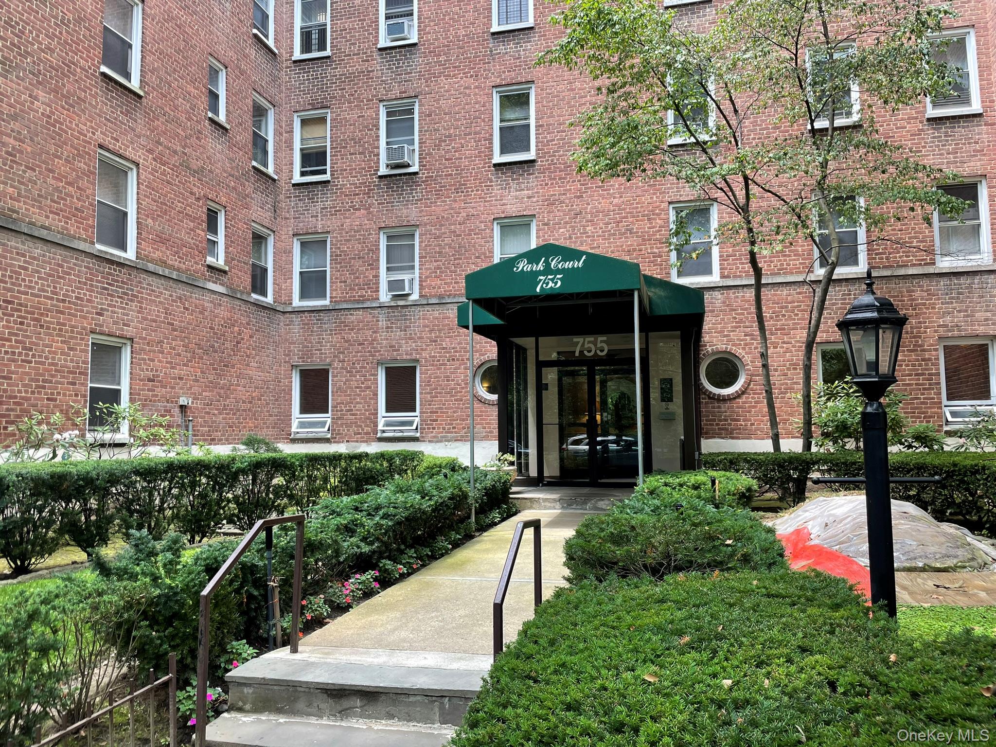 755 Bronx River Road # 6C, Bronxville, NY 10708