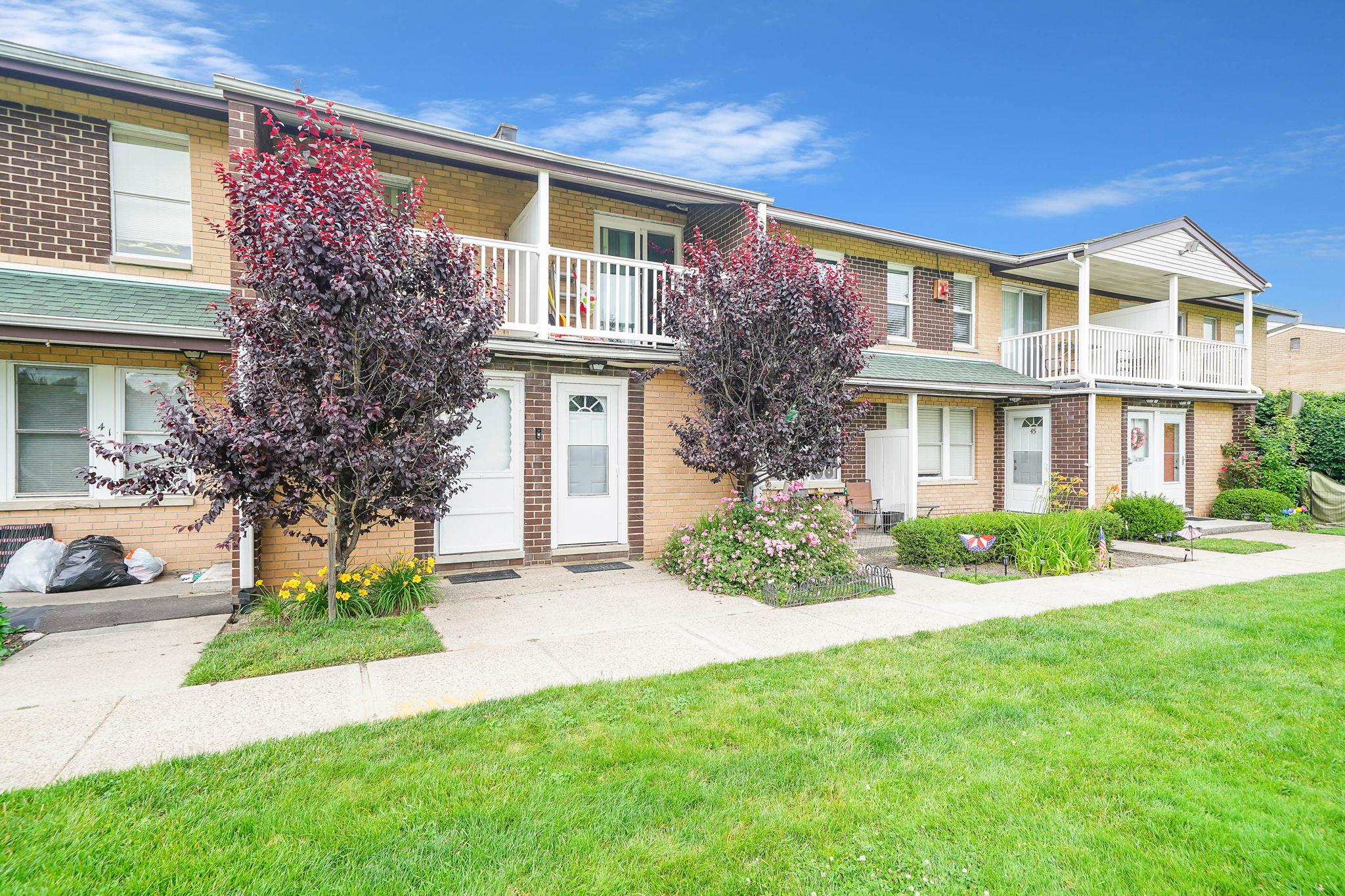 43 Artist Lake Drive, Middle Island, NY 11953