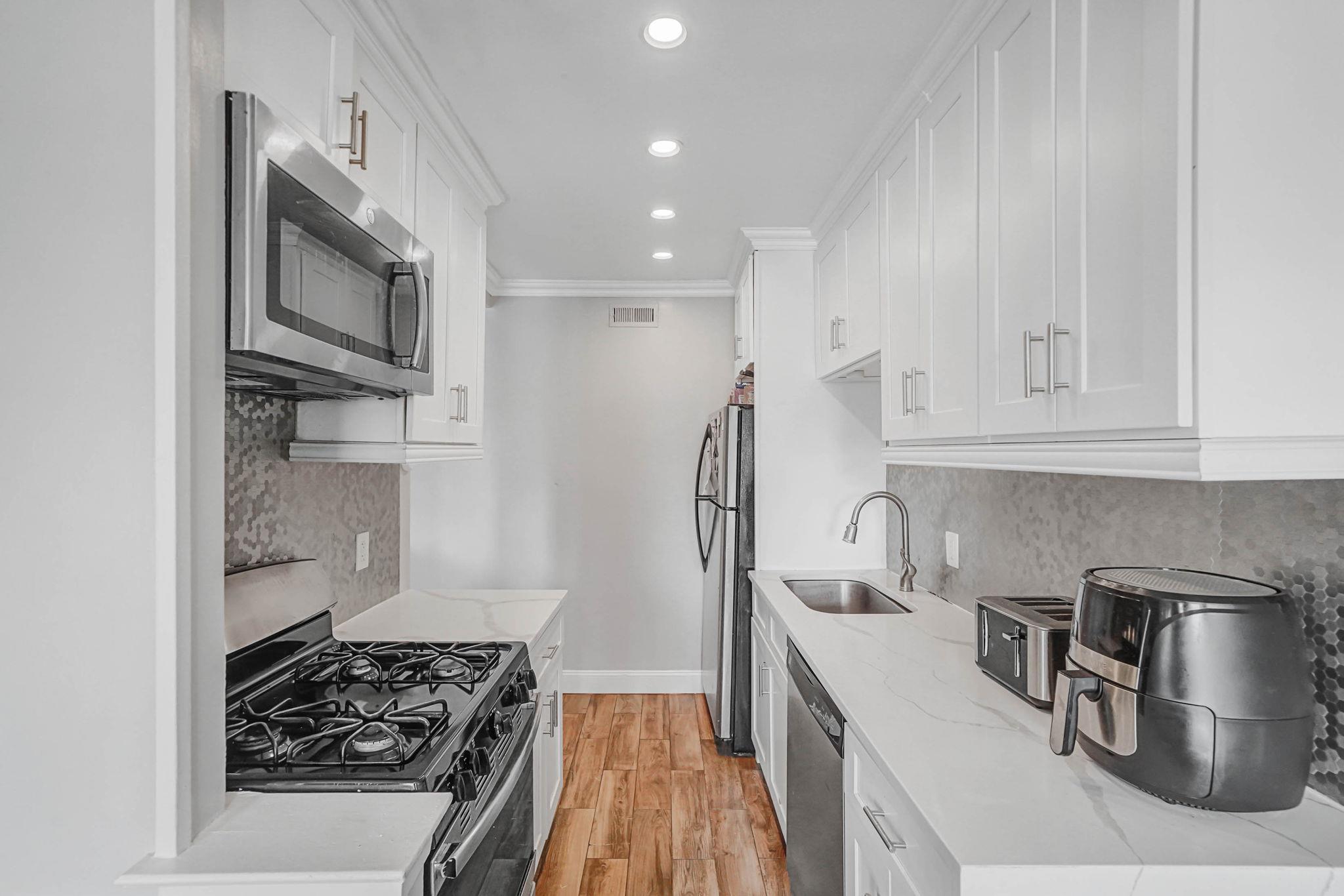 43 Artist Lake Drive, Middle Island, NY 11953