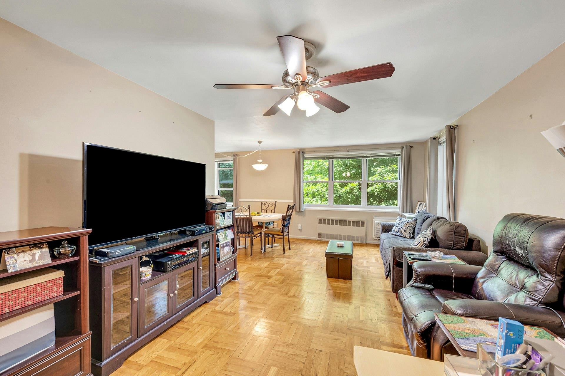 98 DeHaven Drive # 1F, Yonkers, NY 10703