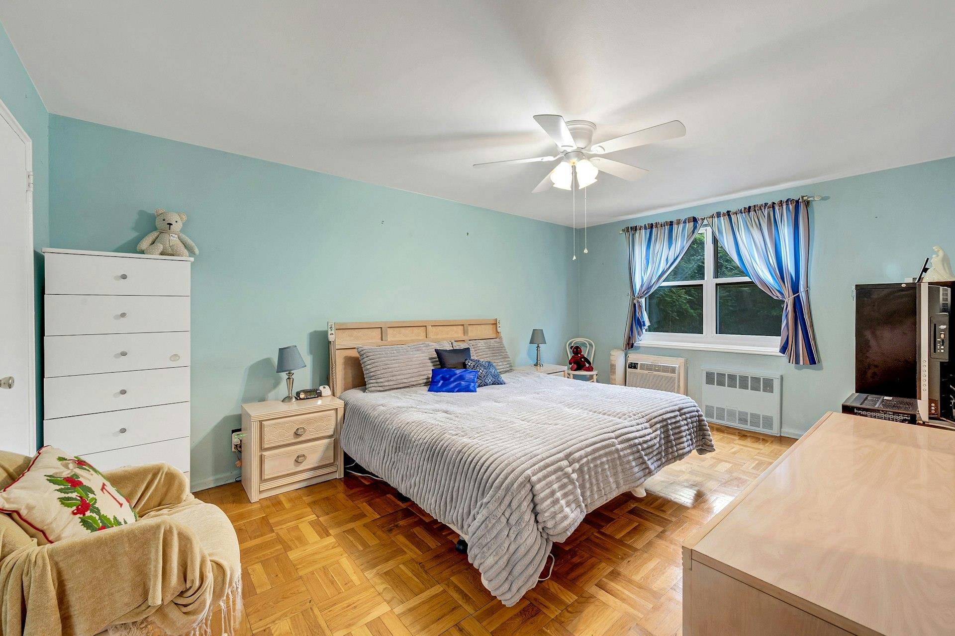 98 DeHaven Drive # 1F, Yonkers, NY 10703