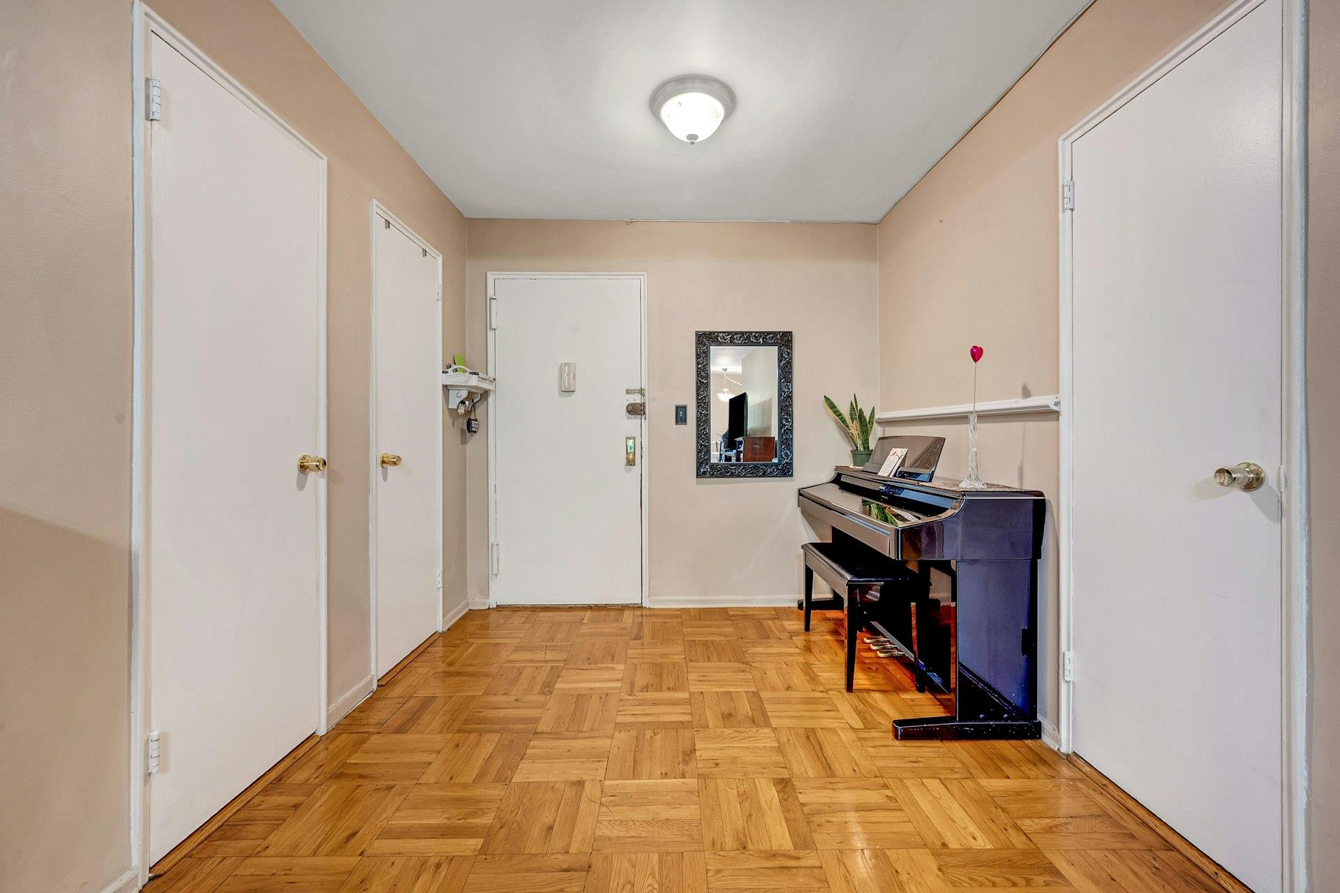 98 DeHaven Drive # 1F, Yonkers, NY 10703