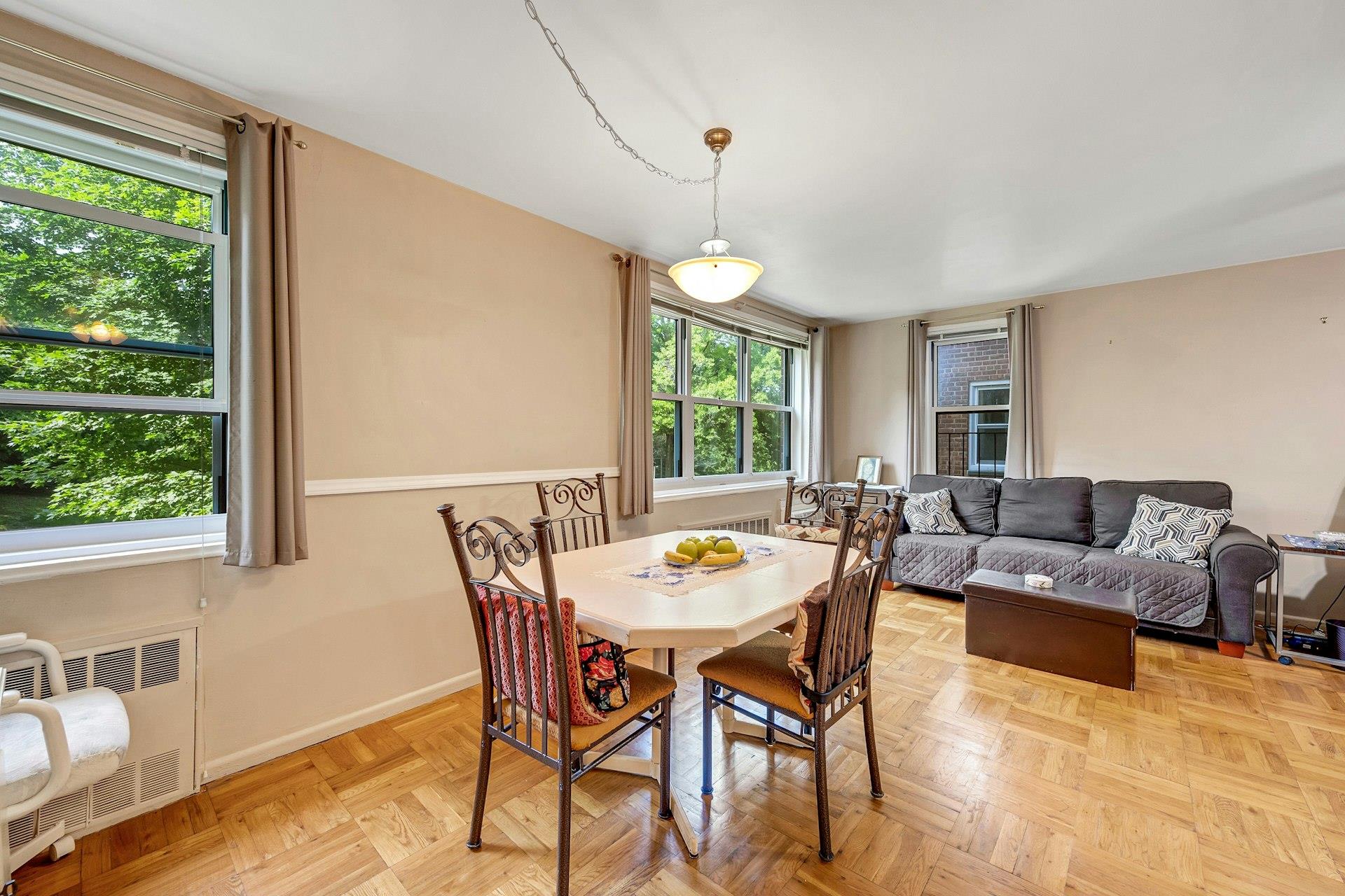 98 DeHaven Drive # 1F, Yonkers, NY 10703