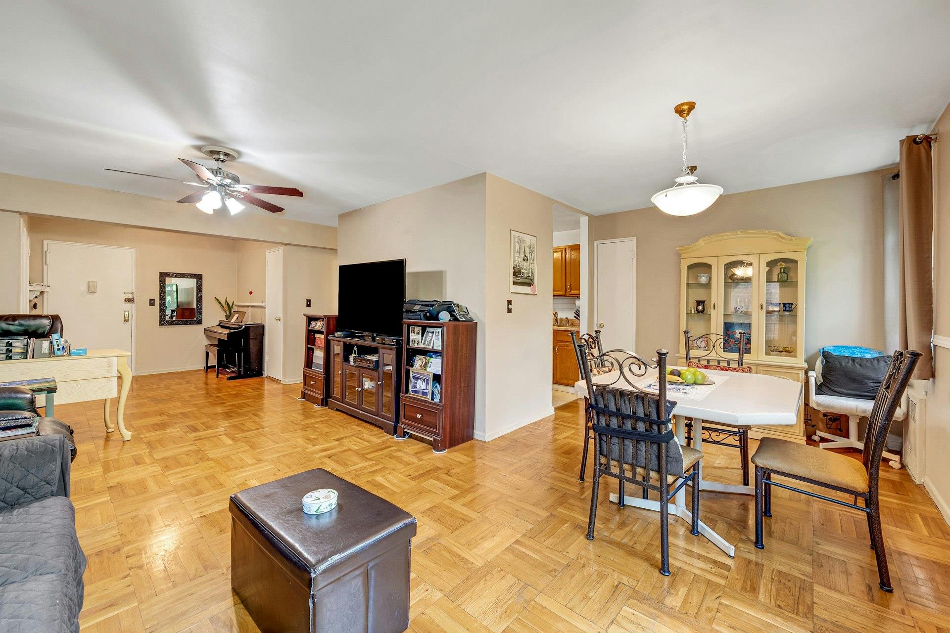 98 DeHaven Drive # 1F, Yonkers, NY 10703