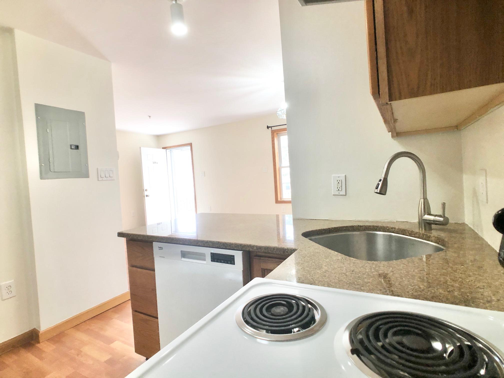 327 W Post Road # A, White Plains, NY 10606