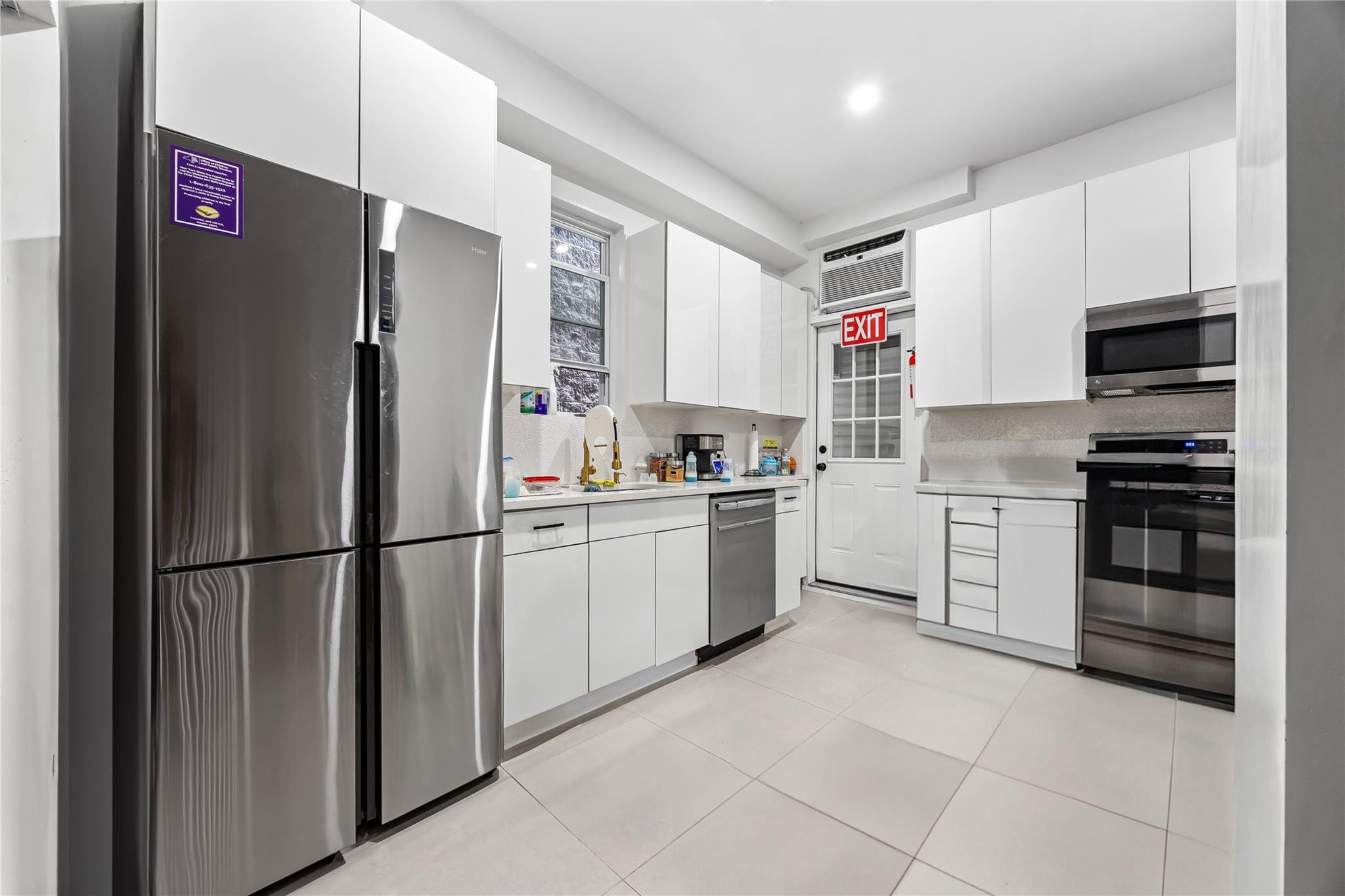 62 Buchanan Place, Bronx, NY 10453