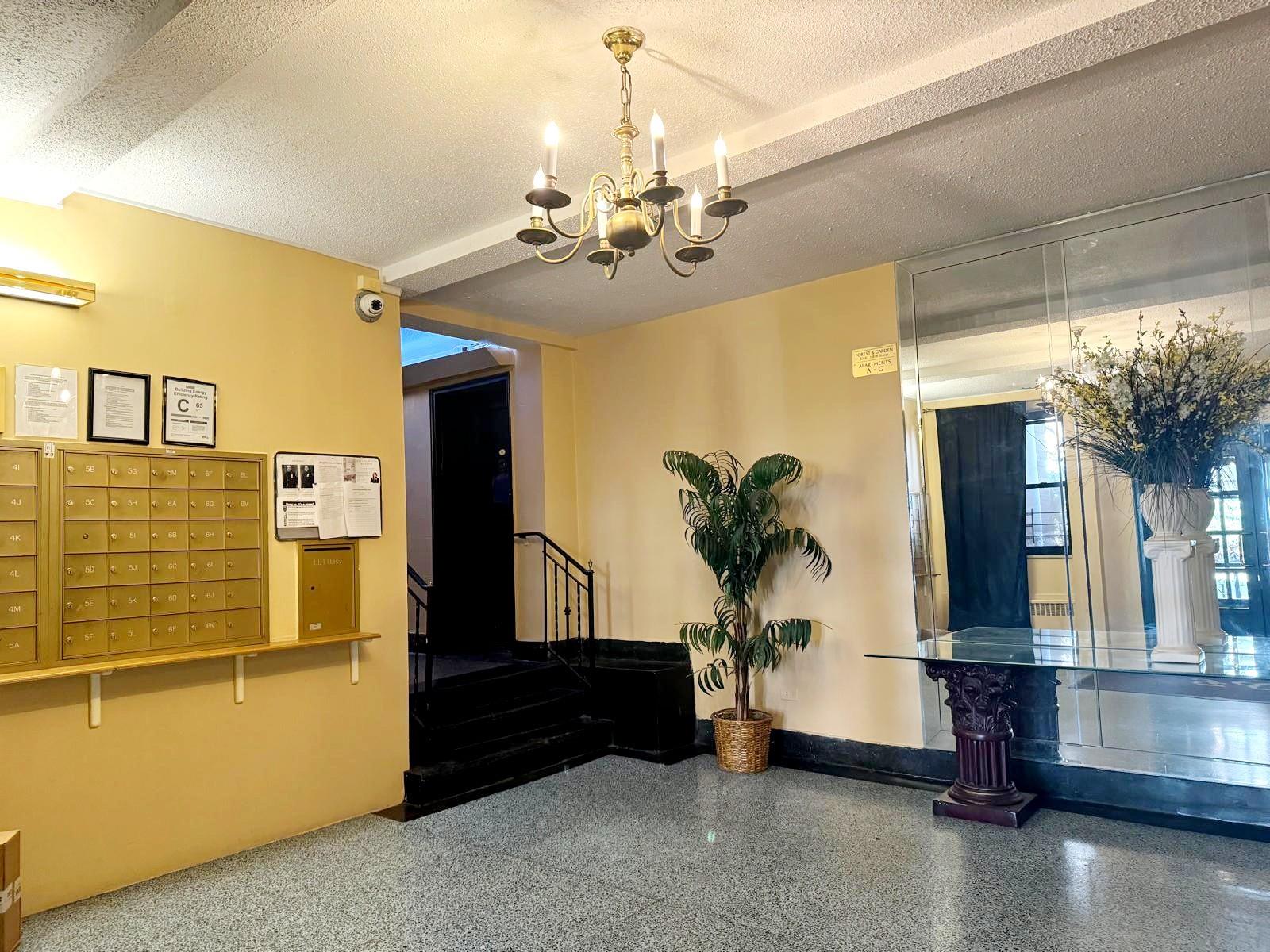 83-83 118 Street # 6L, Kew Gardens, NY 11415