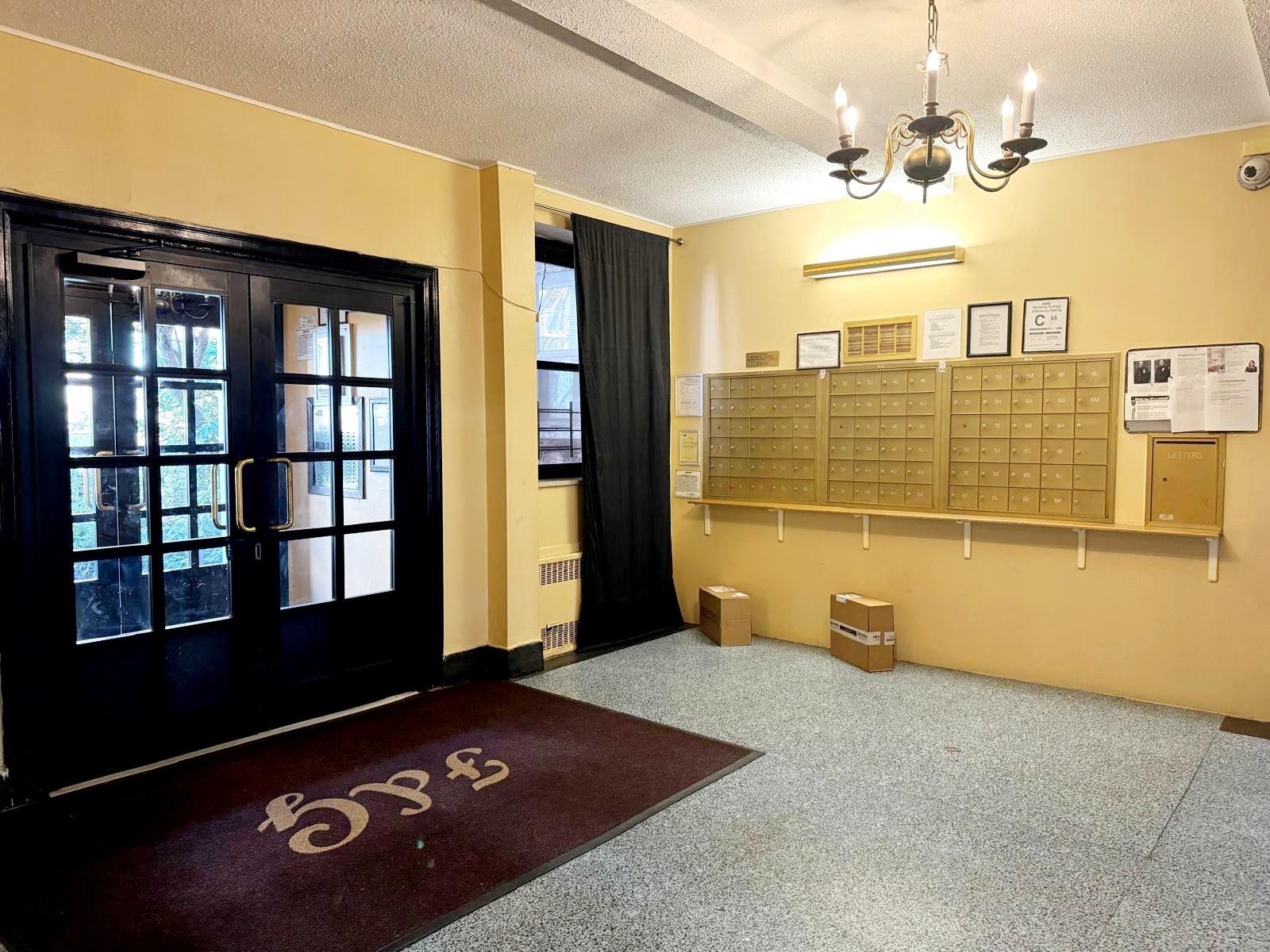 83-83 118 Street # 6L, Kew Gardens, NY 11415