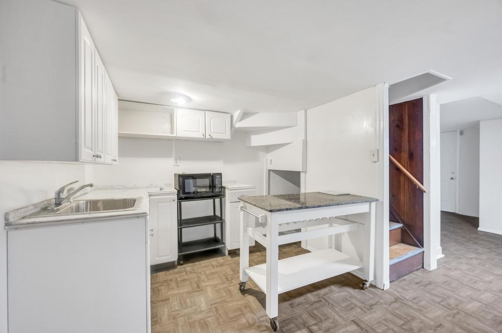 11467 202nd Street, Saint Albans, NY 11412