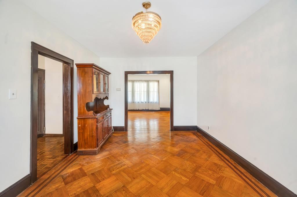 11467 202nd Street, Saint Albans, NY 11412