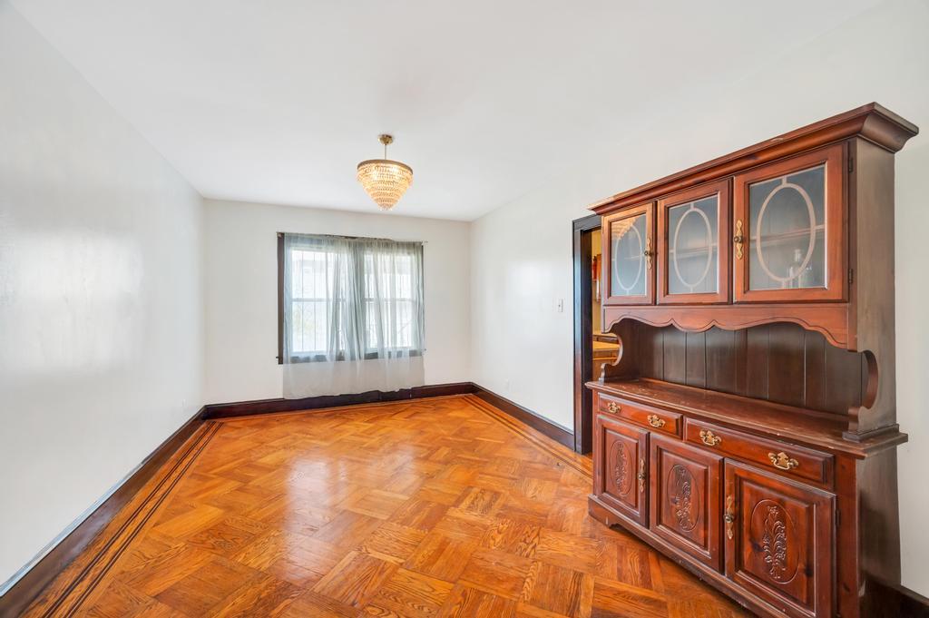 11467 202nd Street, Saint Albans, NY 11412