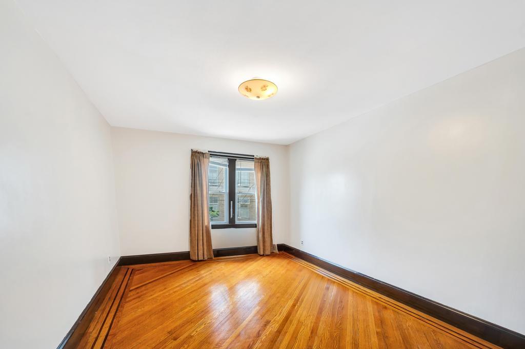 11467 202nd Street, Saint Albans, NY 11412