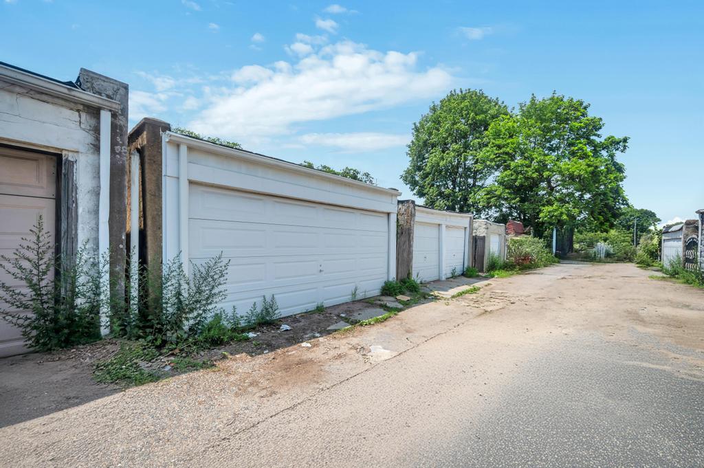 11467 202nd Street, Saint Albans, NY 11412