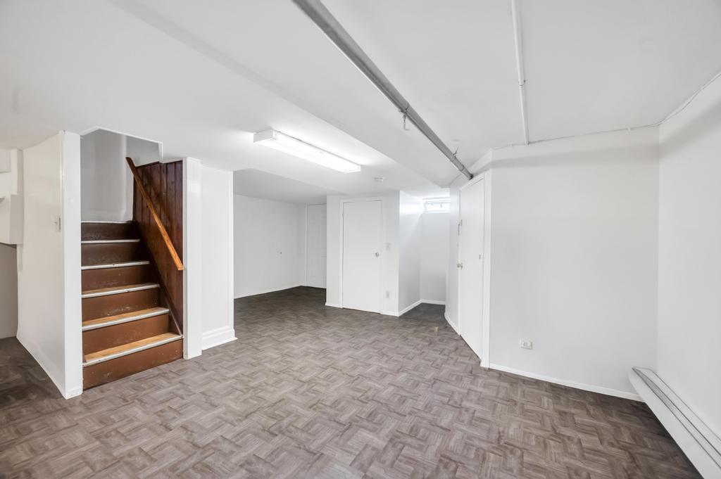 11467 202nd Street, Saint Albans, NY 11412